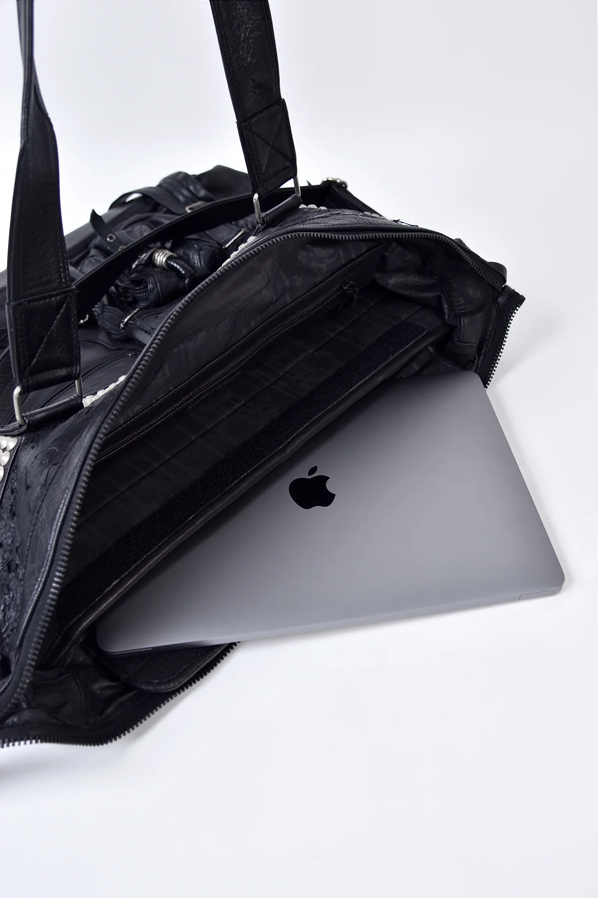 1301-BG07 White Estoc Laptop Bag - Image 15