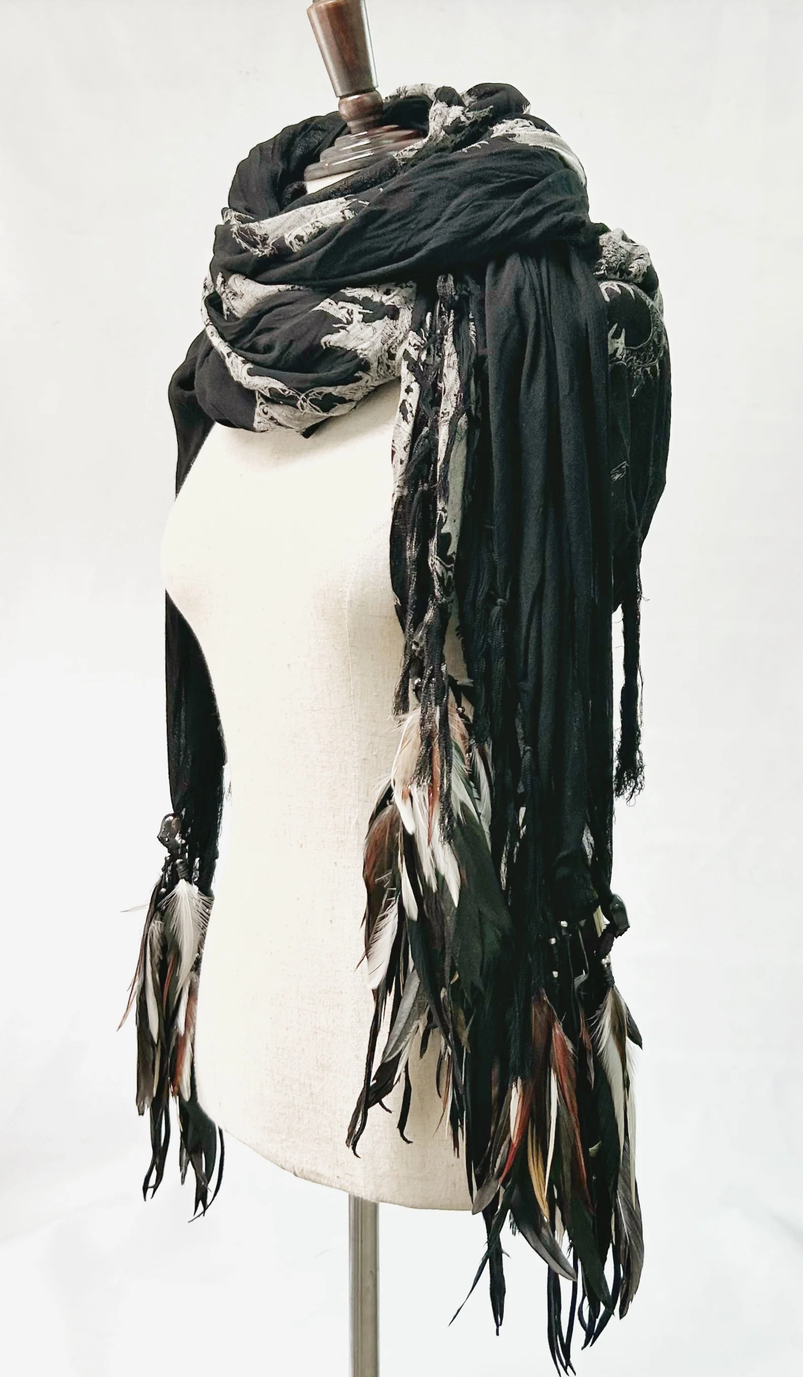 1402-ST03 Magnolia Long Stole 03 - Image 4