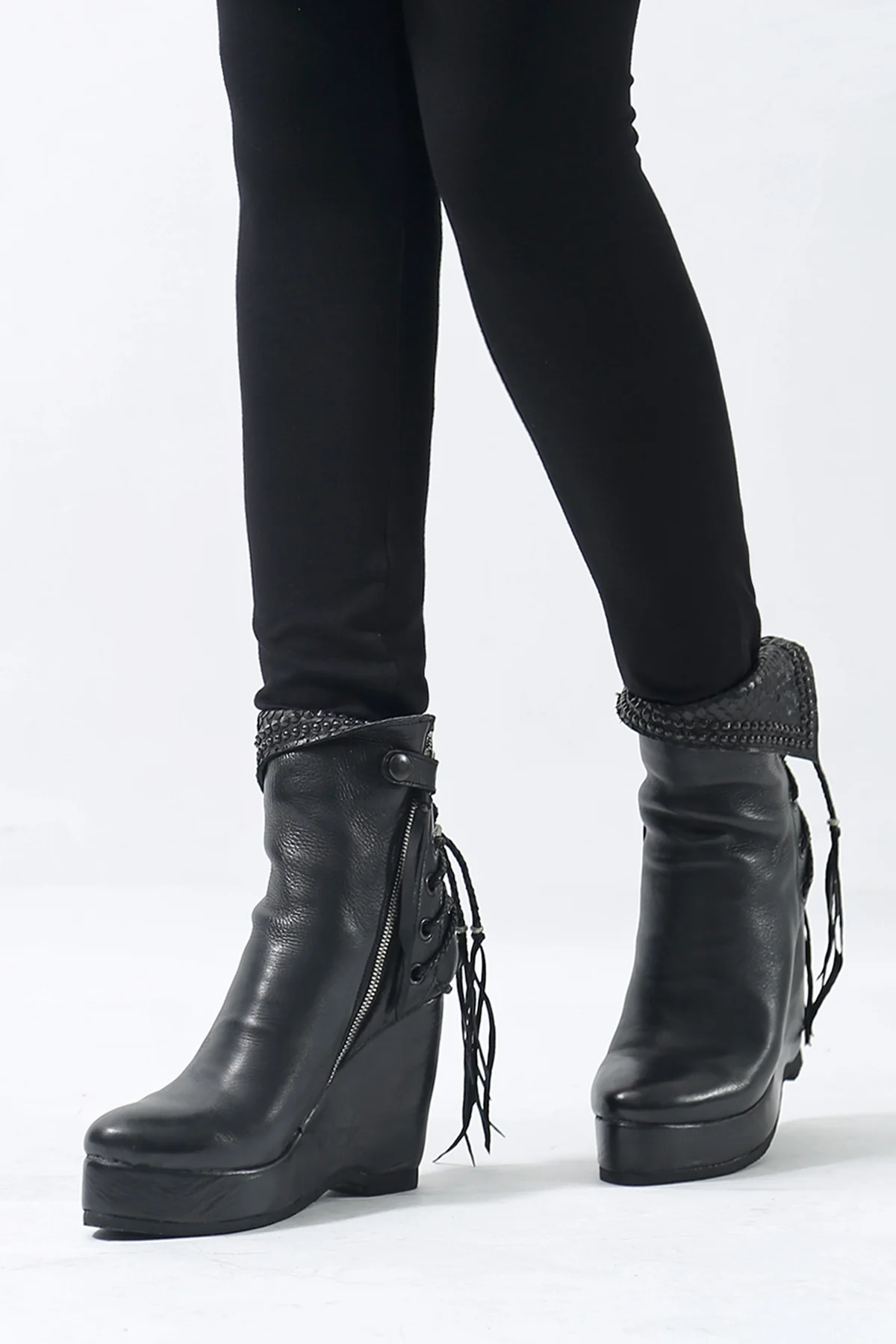 1602-BO02L Crush Braided Boots - Image 3