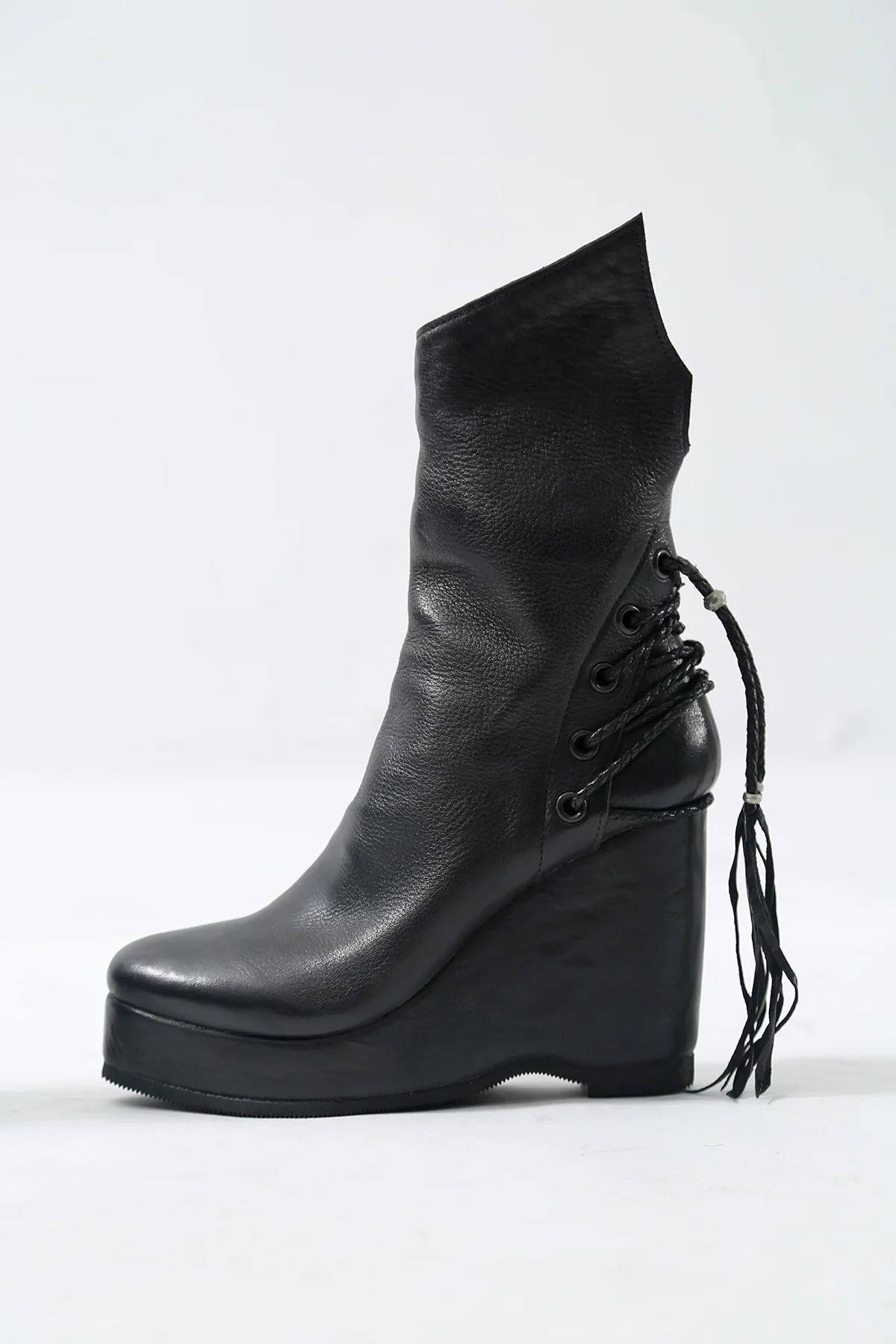 1602-BO02L Crush Braided Boots - Image 8