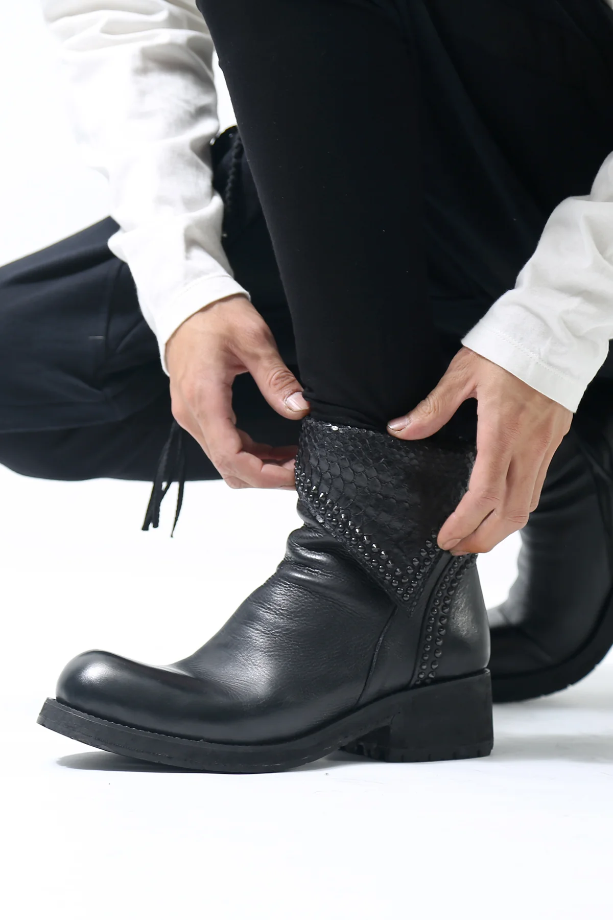1602-BO03 Crush Short Boots - Image 14