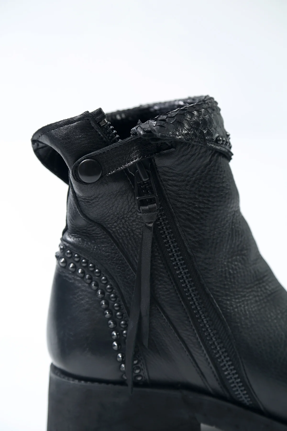 1602-BO03 Crush Short Boots - Image 21