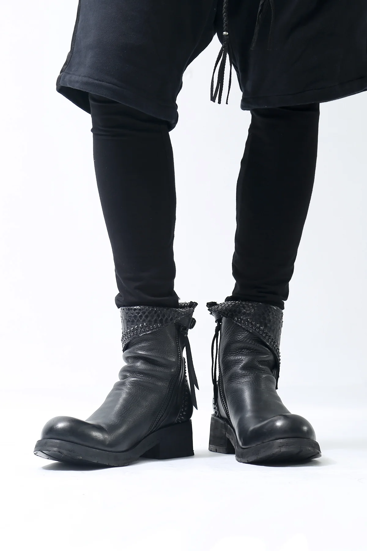 1602-BO03 Crush Short Boots - Image 3