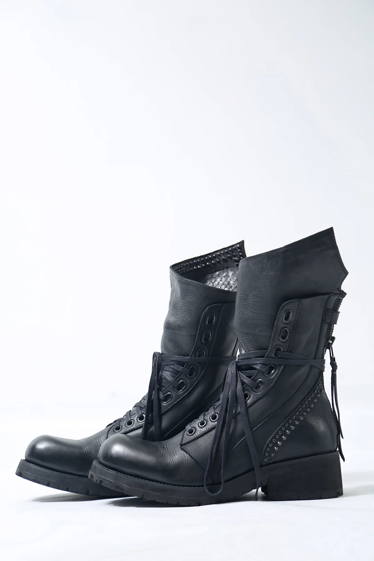 1702-BO03A Crush Chrome Boots 03 - Image 8