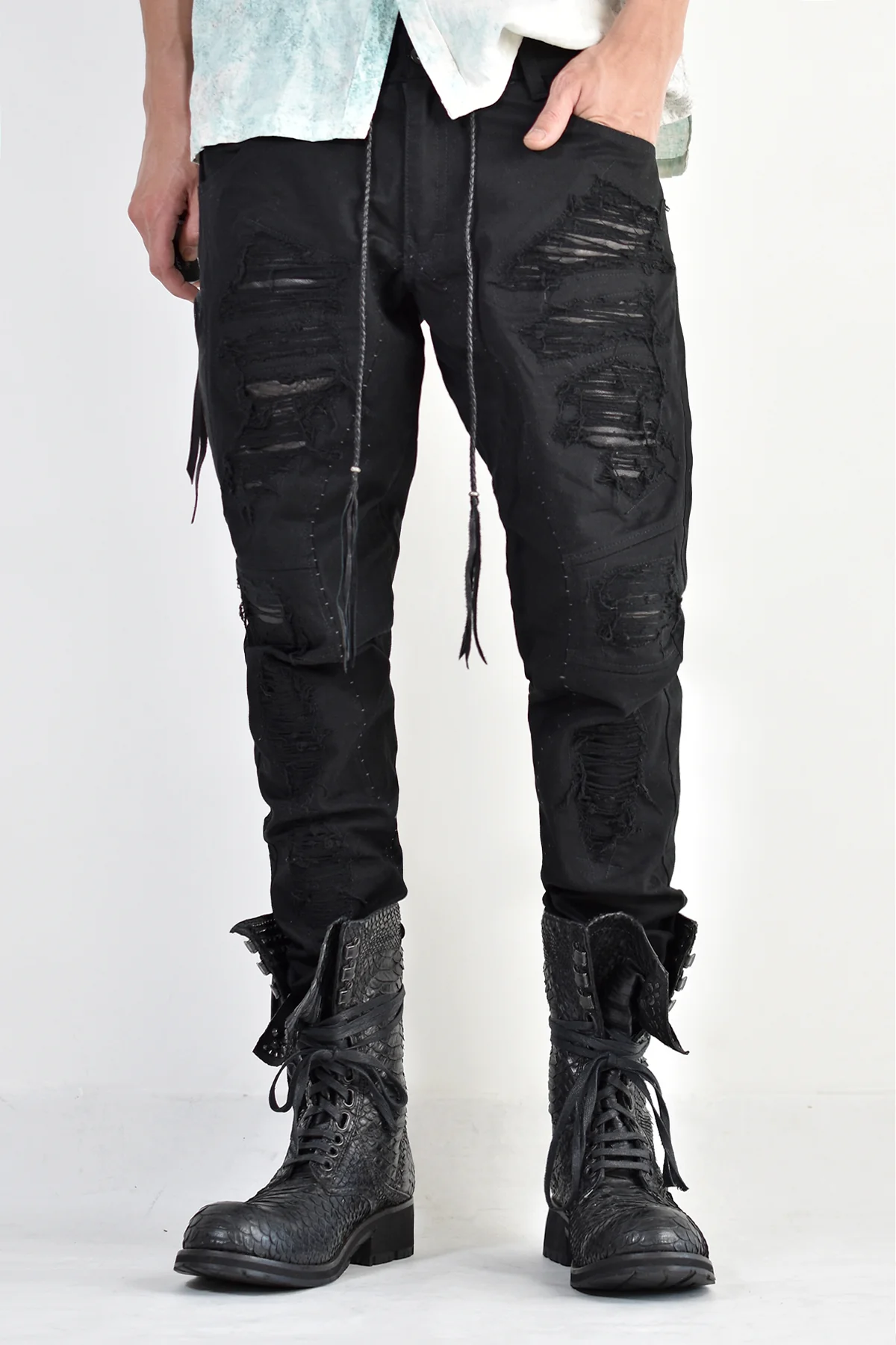 1702-PT02A Crush Skinny Twill Pants 07A Black - Image 12