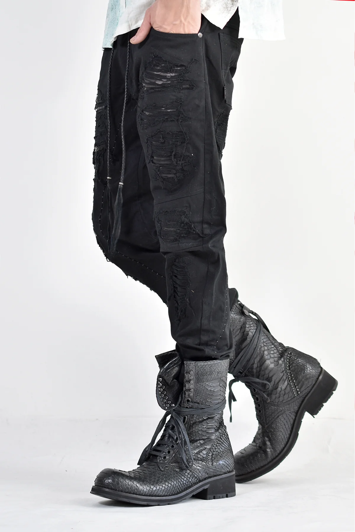 1702-PT02A Crush Skinny Twill Pants 07A Black - Image 4