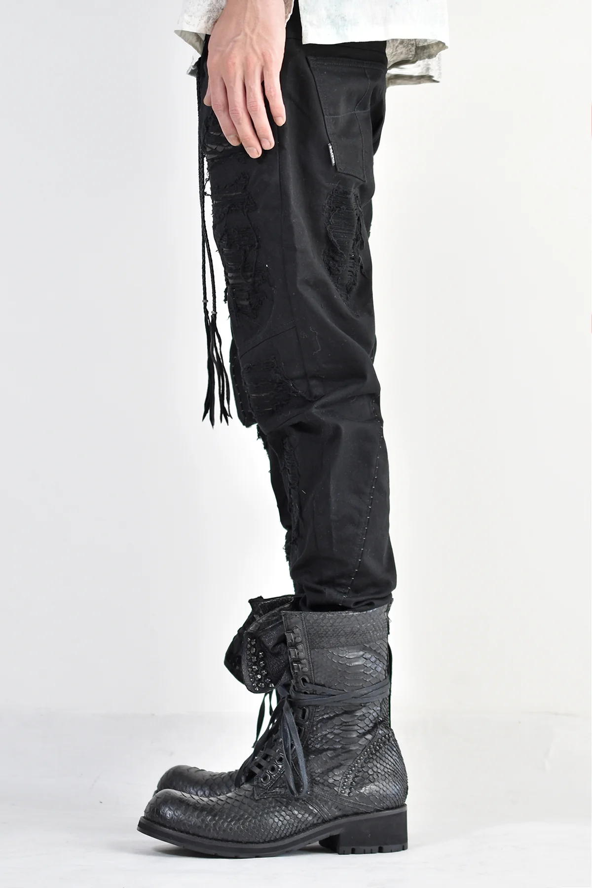 1702-PT02A Crush Skinny Twill Pants 07A Black - Image 5