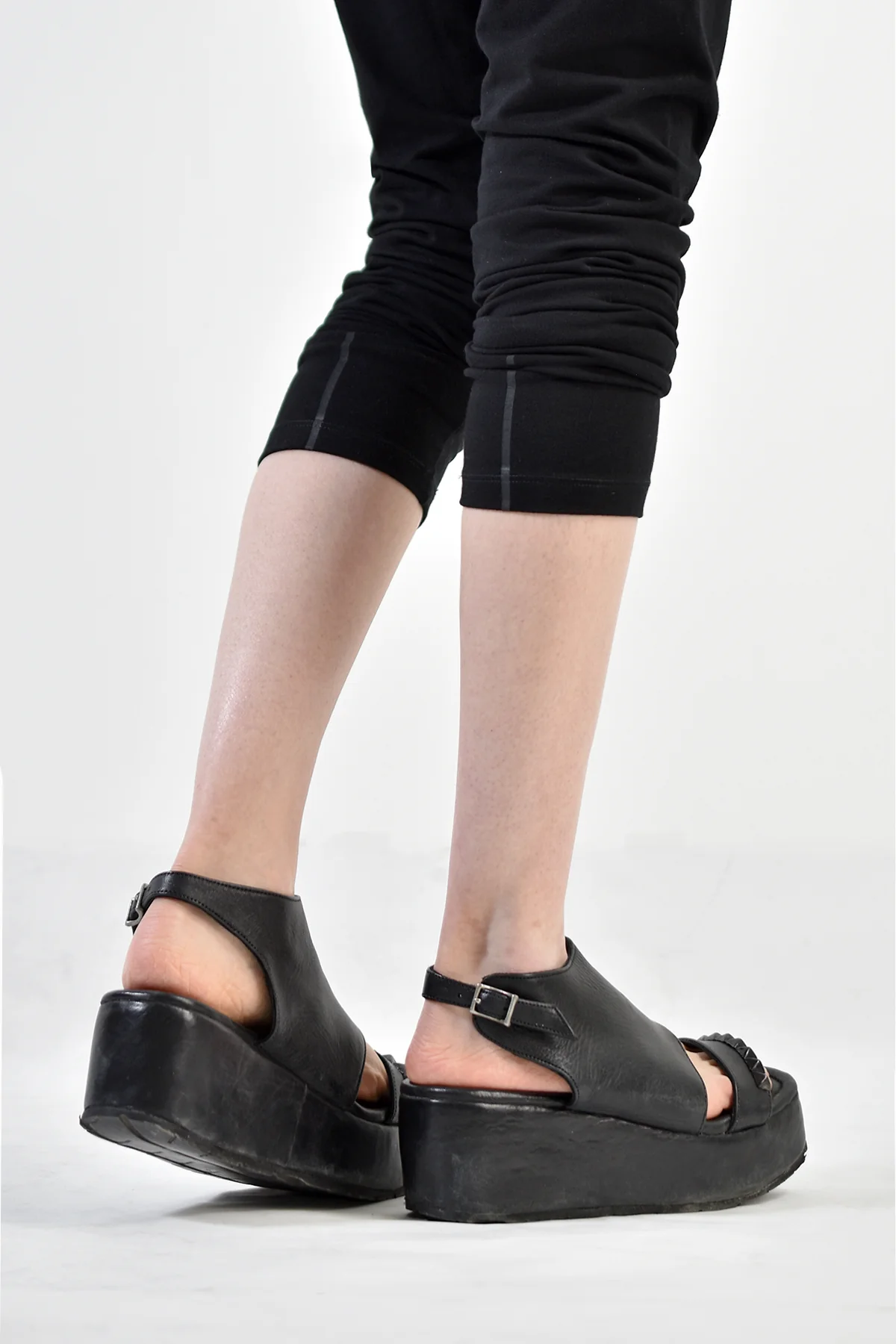 1801-BO04L Black Metal Sandal PMD - Image 11