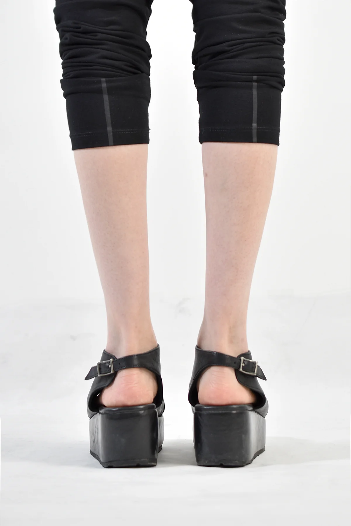 1801-BO04L Black Metal Sandal PMD - Image 12