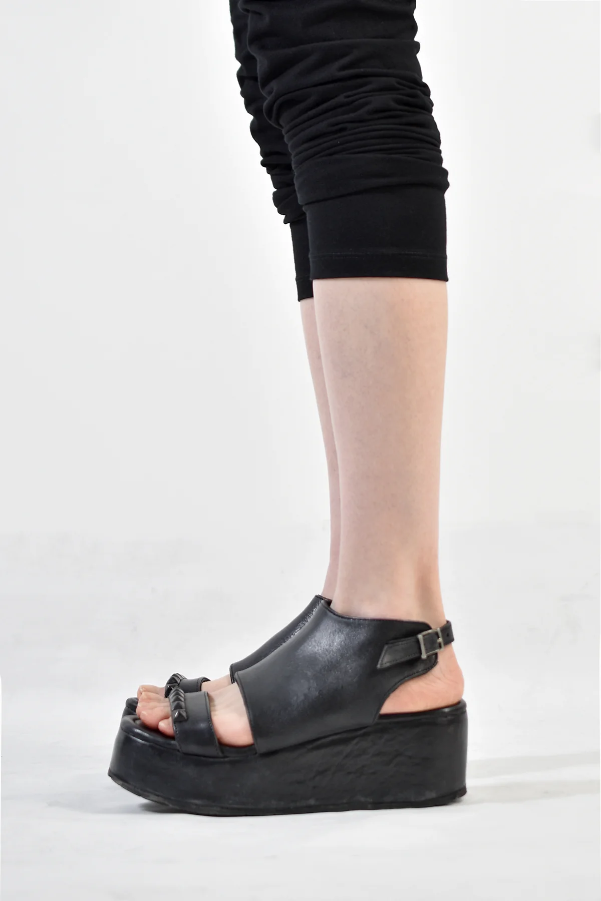 1801-BO04L Black Metal Sandal PMD - Image 14