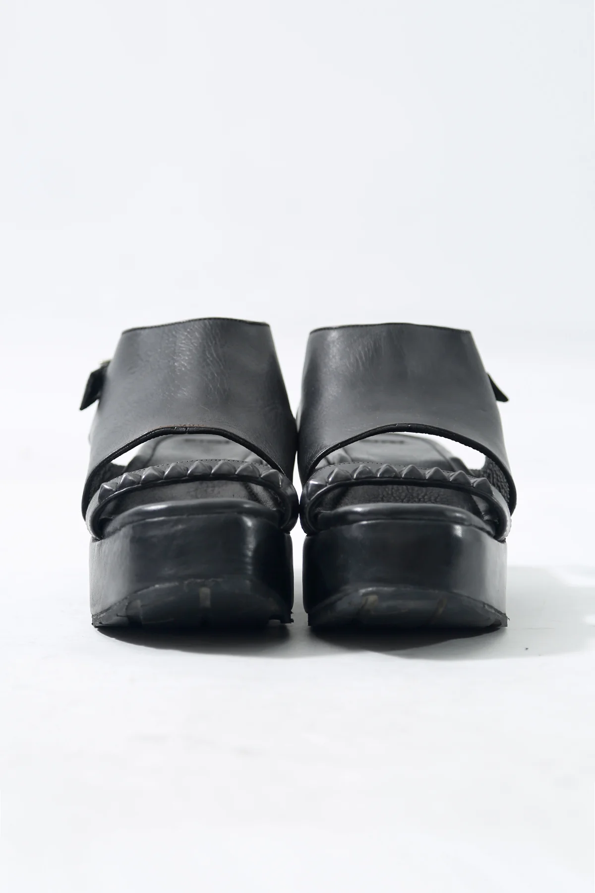 1801-BO04L Black Metal Sandal PMD - Image 4
