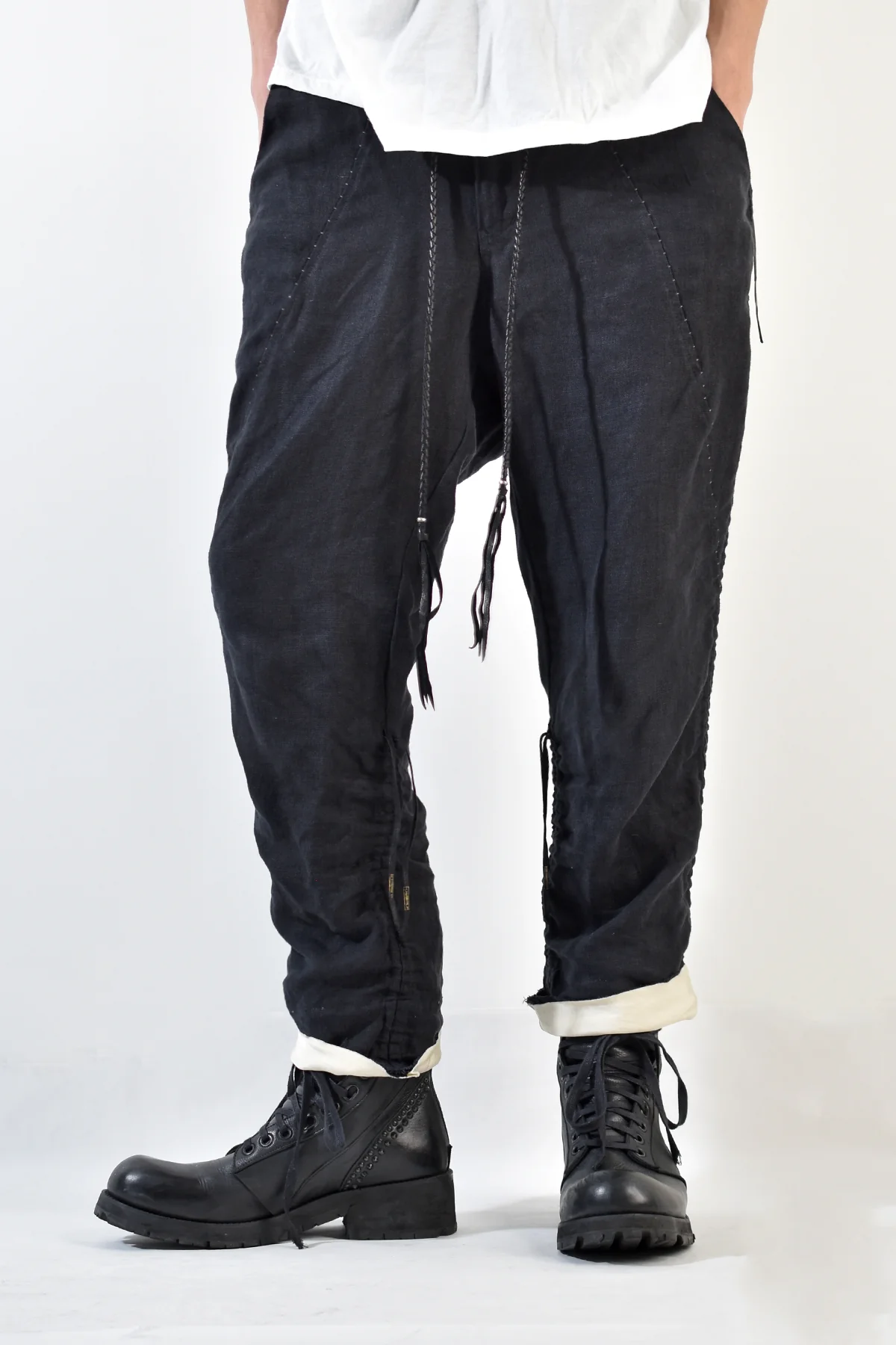 2001-PT02A Shirring Linen Layered Pants Black - Image 13