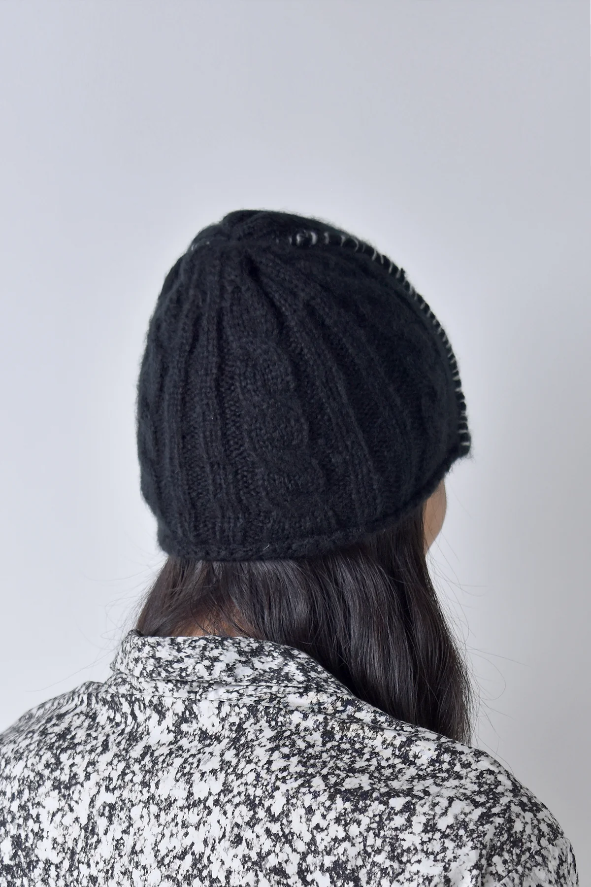 2002-KT04 Cable Mohair Beanie 01 Black - Image 12
