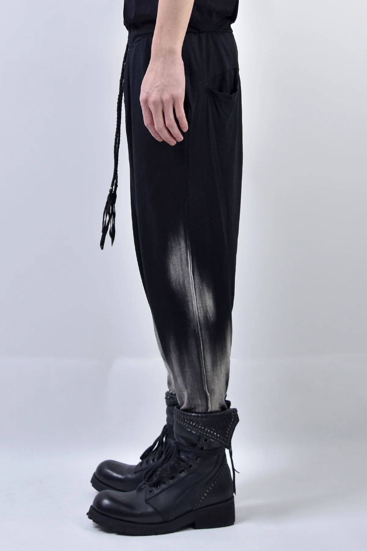 2101-PT04B Discharged Viscose Triangle Pants 02 - Image 4