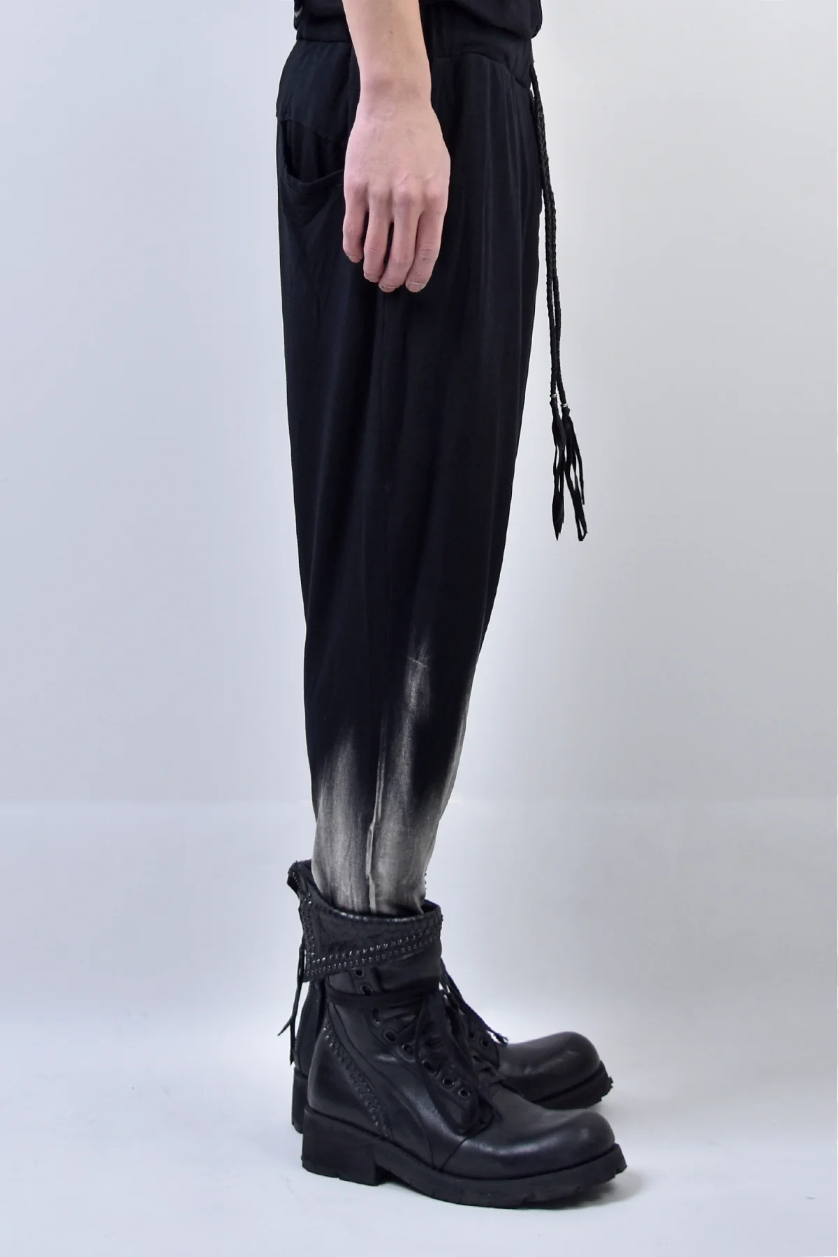 2101-PT04B Discharged Viscose Triangle Pants 02 - Image 8