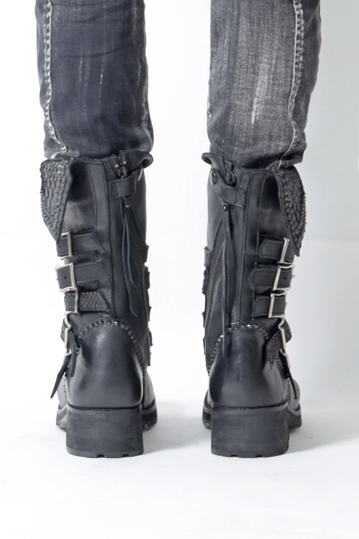 2102-BO04 Crush Strap Boots 02 - Image 11