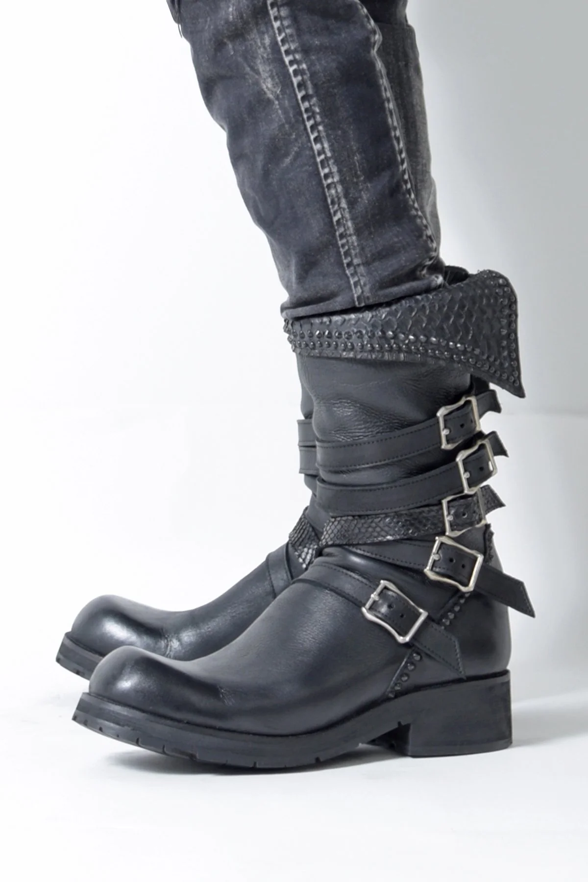 2102-BO04 Crush Strap Boots 02 - Image 19