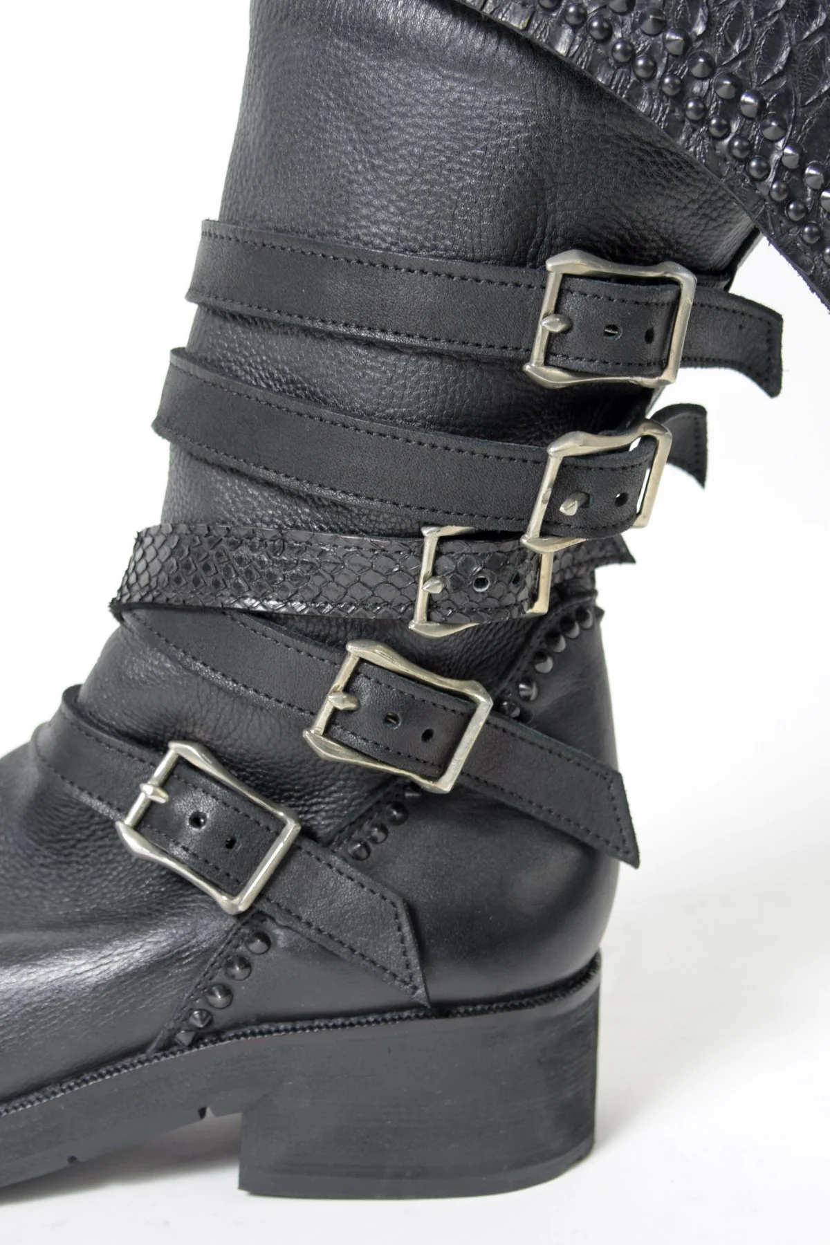 2102-BO04 Crush Strap Boots 02 - Image 3
