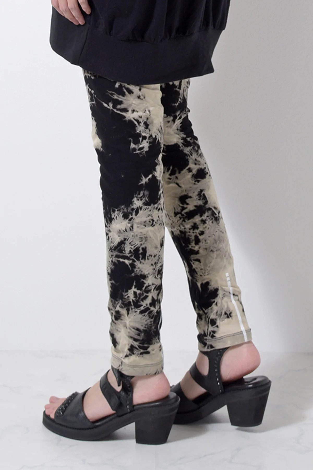 2102-PT09W Tie Dye Leggings -Women's- - Image 5