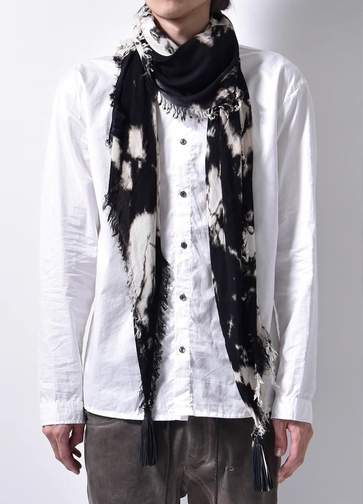 2102-ST04 Tie Dye Stole 02 - Image 10