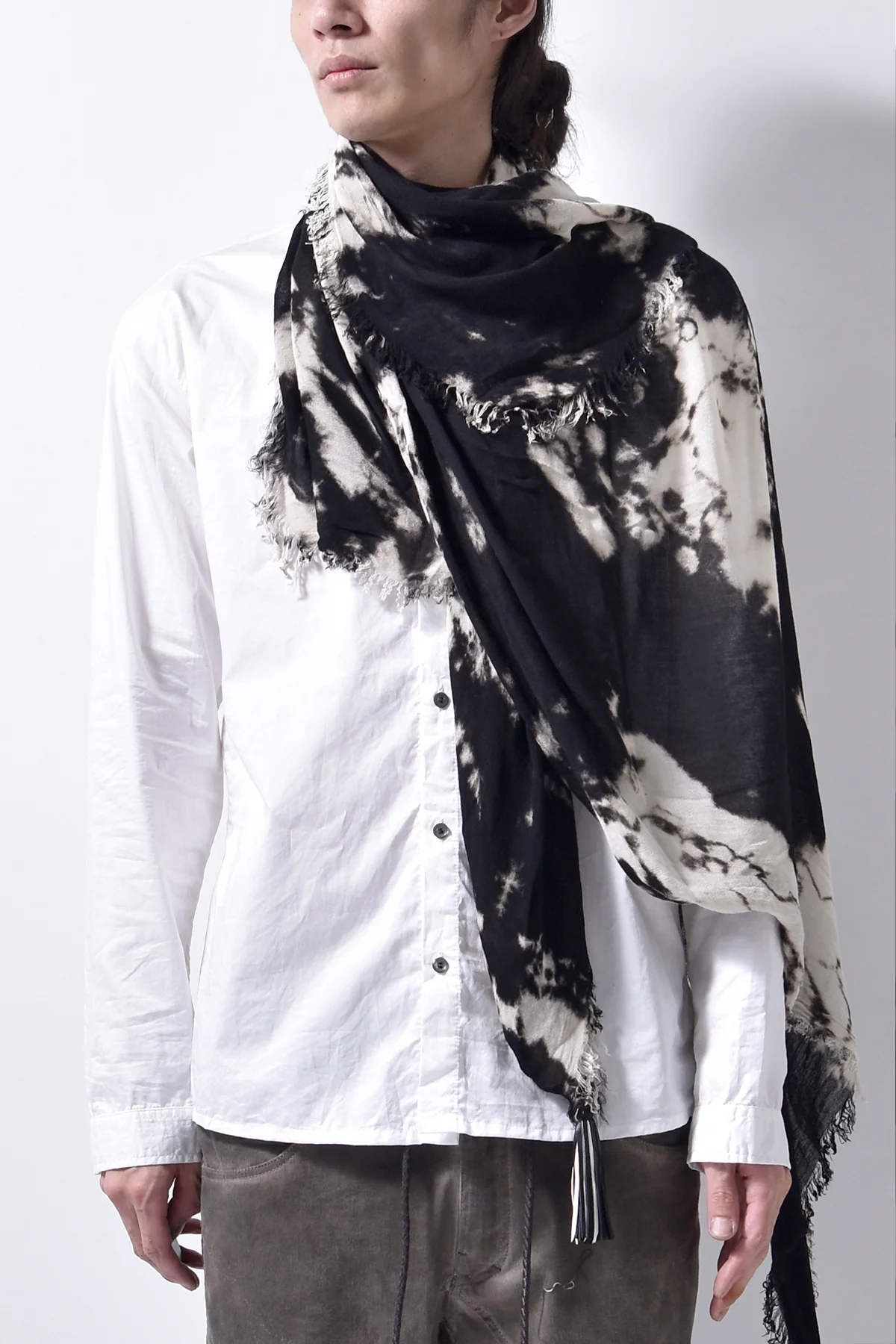 2102-ST04 Tie Dye Stole 02 - Image 12