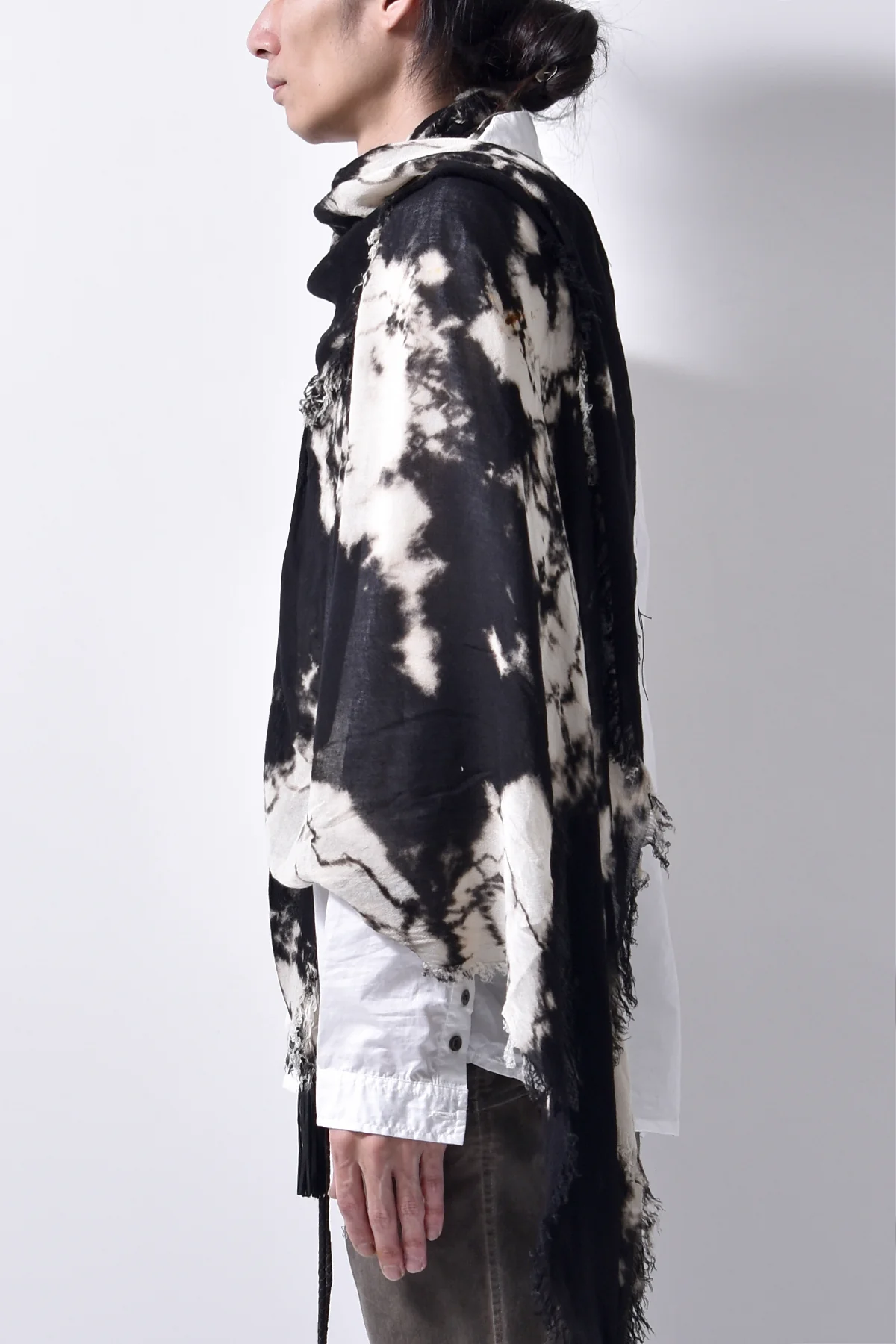 2102-ST04 Tie Dye Stole 02 - Image 13