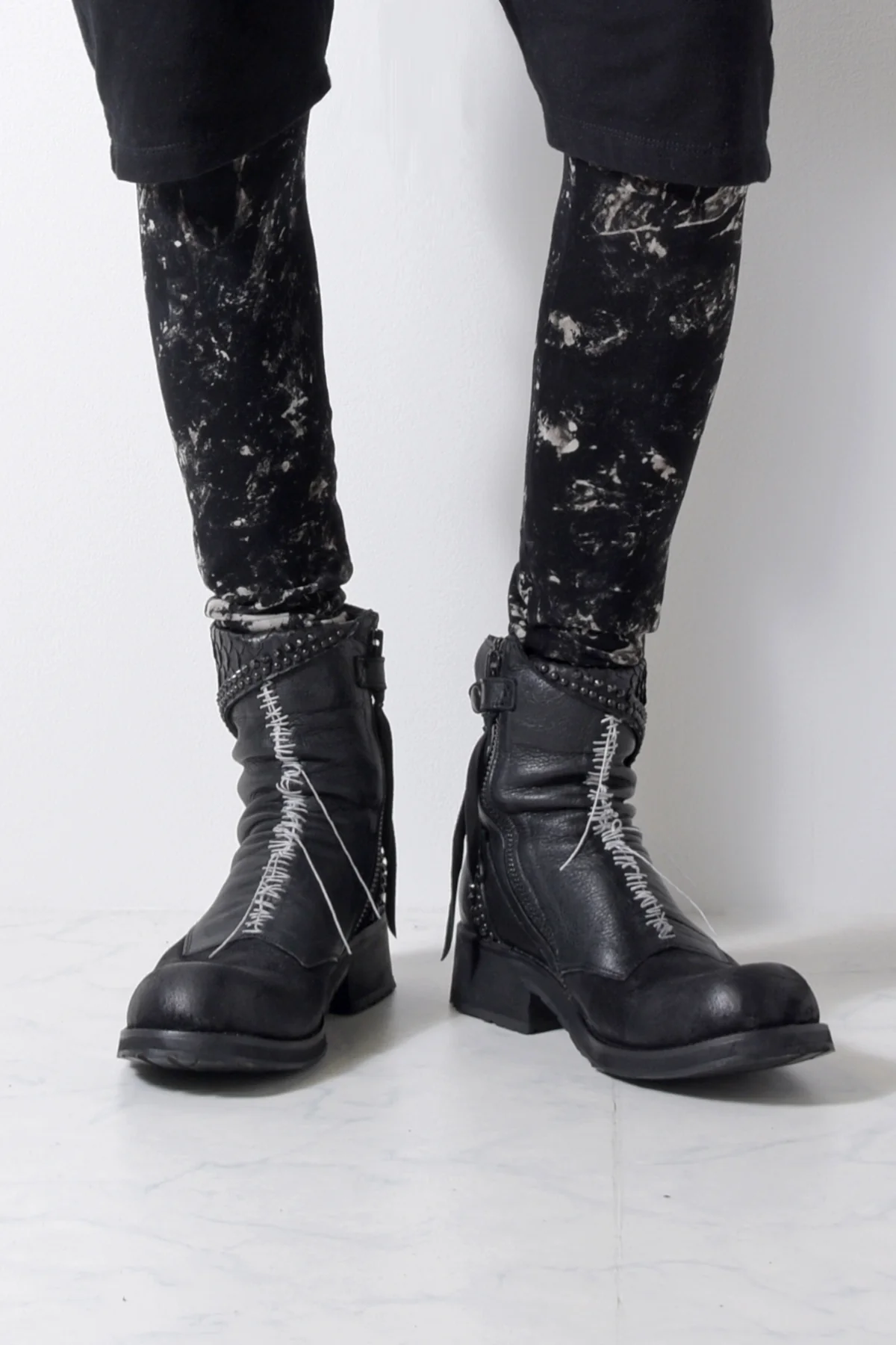 2201-BO01 Crush Boots 14 - Image 18