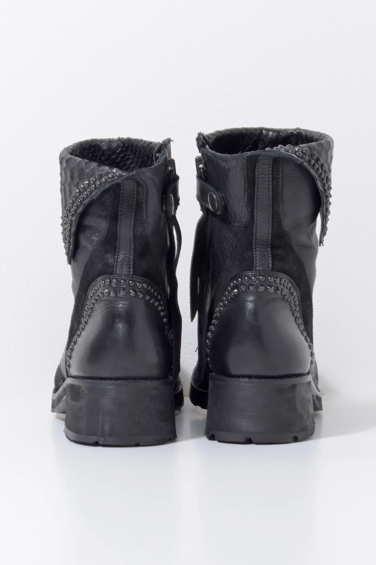 2201-BO01 Crush Boots 14 - Image 5