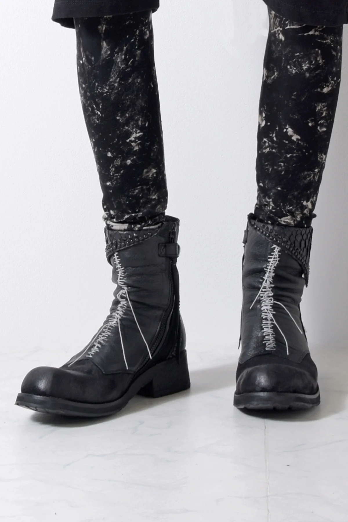 2201-BO01 Crush Boots 14 - Image 7