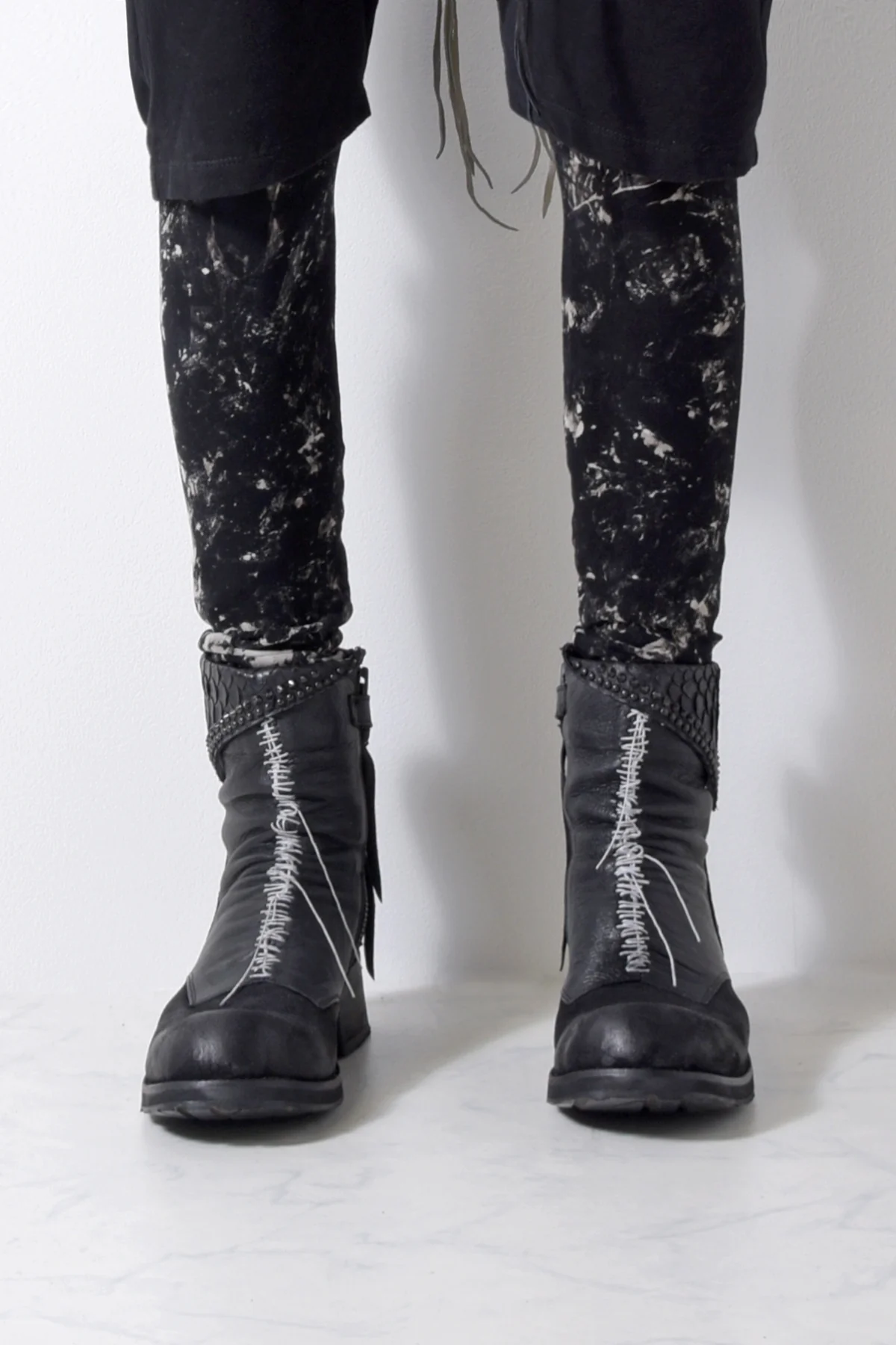 2201-BO01 Crush Boots 14 - Image 8