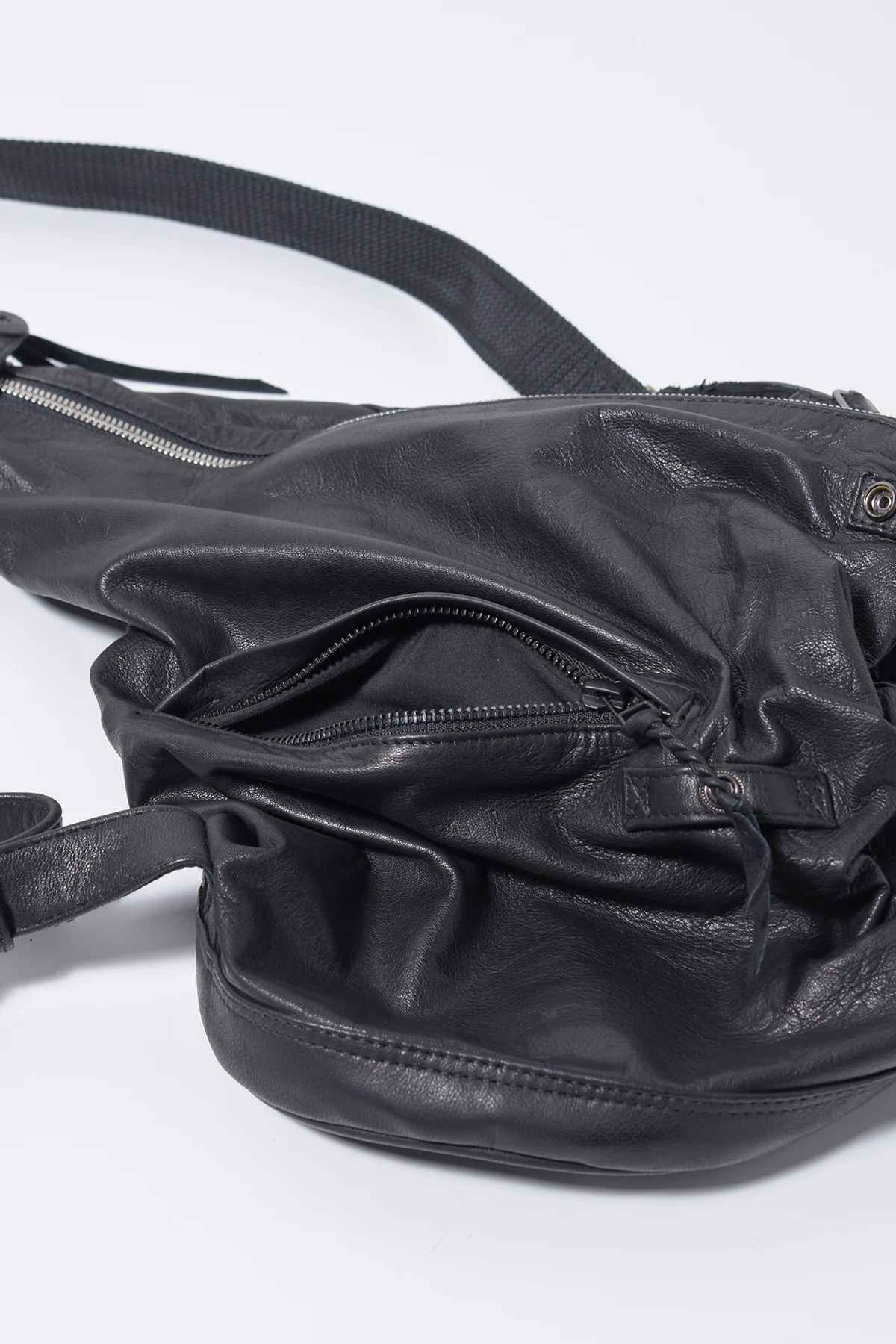 2202-BG02 Triangle Chrome Backpack - Image 12