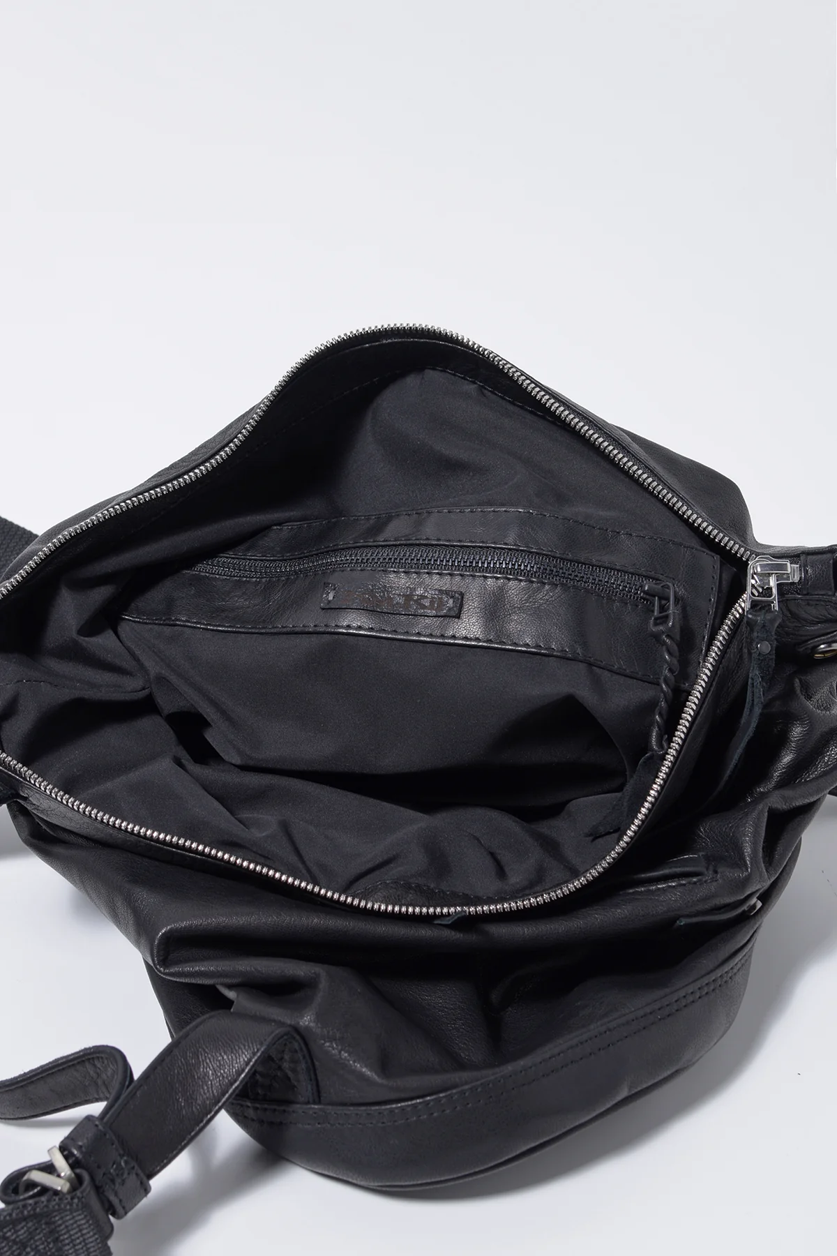 2202-BG02 Triangle Chrome Backpack - Image 13