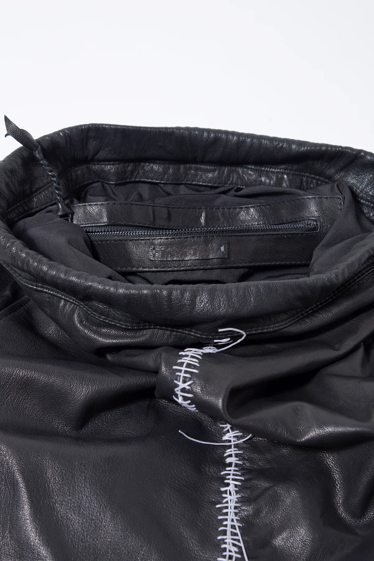 2202-BG03 Hand Stitch Black Sack 03 - Image 11
