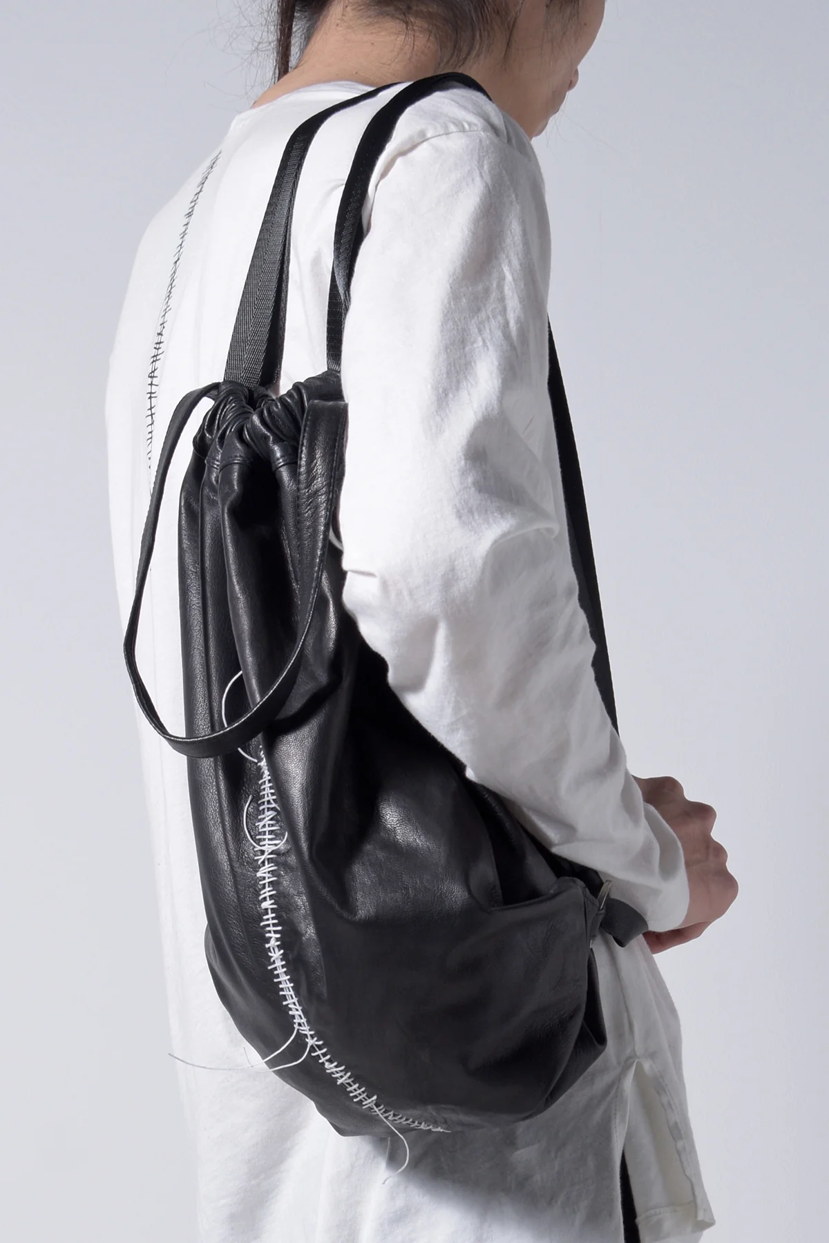 2202-BG03 Hand Stitch Black Sack 03 - Image 15