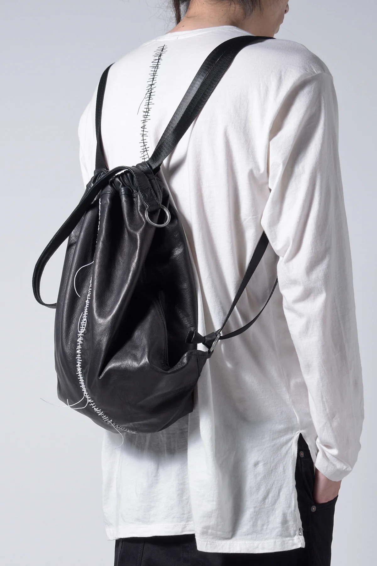 2202-BG03 Hand Stitch Black Sack 03 - Image 2
