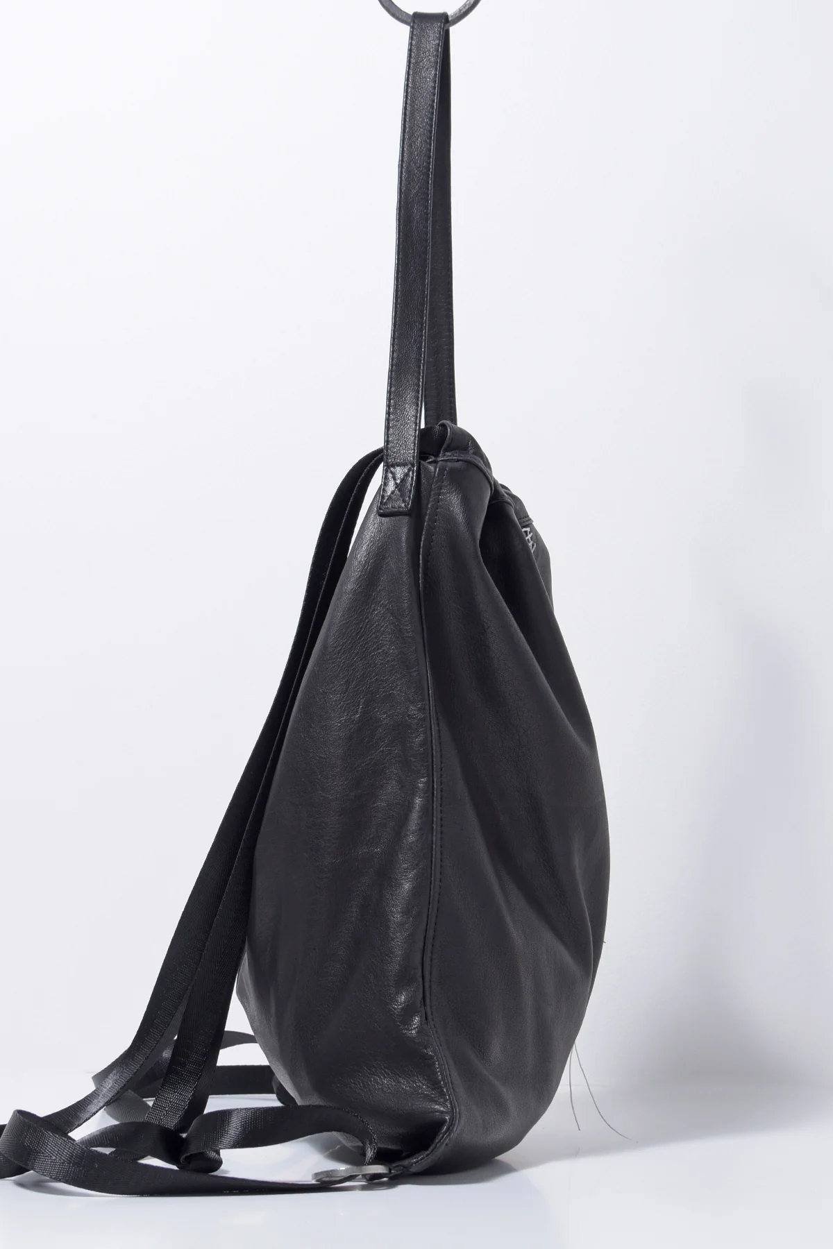 2202-BG03 Hand Stitch Black Sack 03 - Image 3