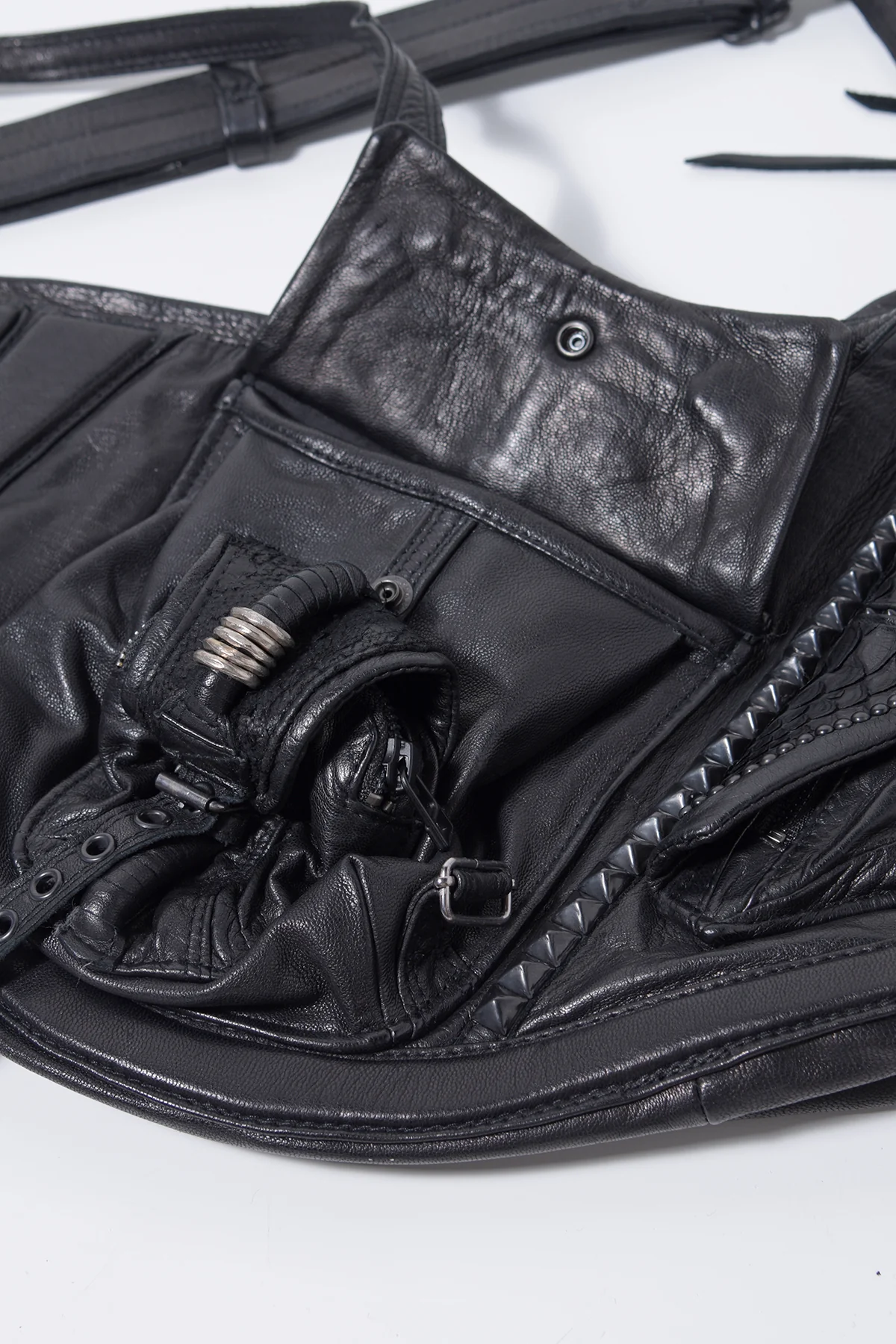 2202-BG05 LA Chrome Bag 03 - Image 11