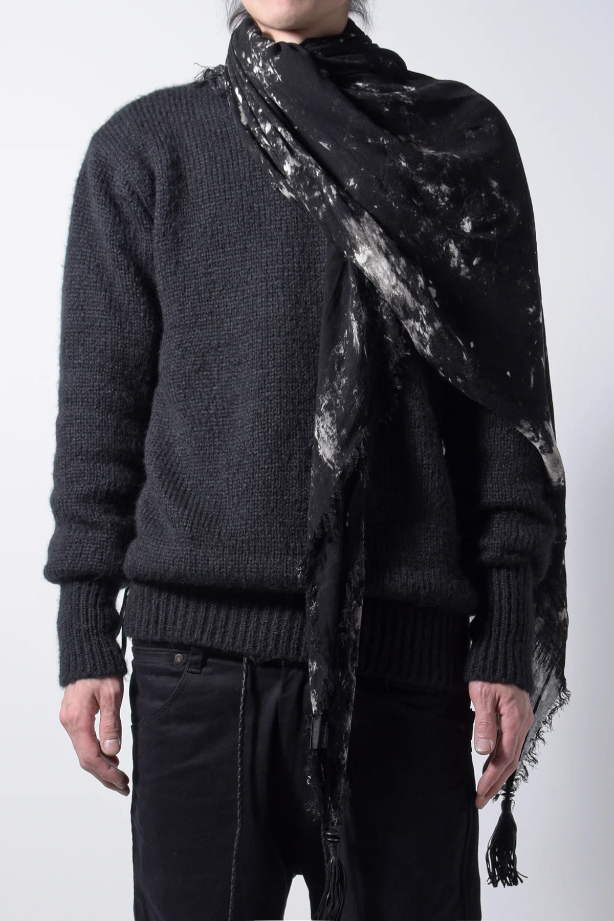 2202-ST01 Flake Discharged Stole - Image 11