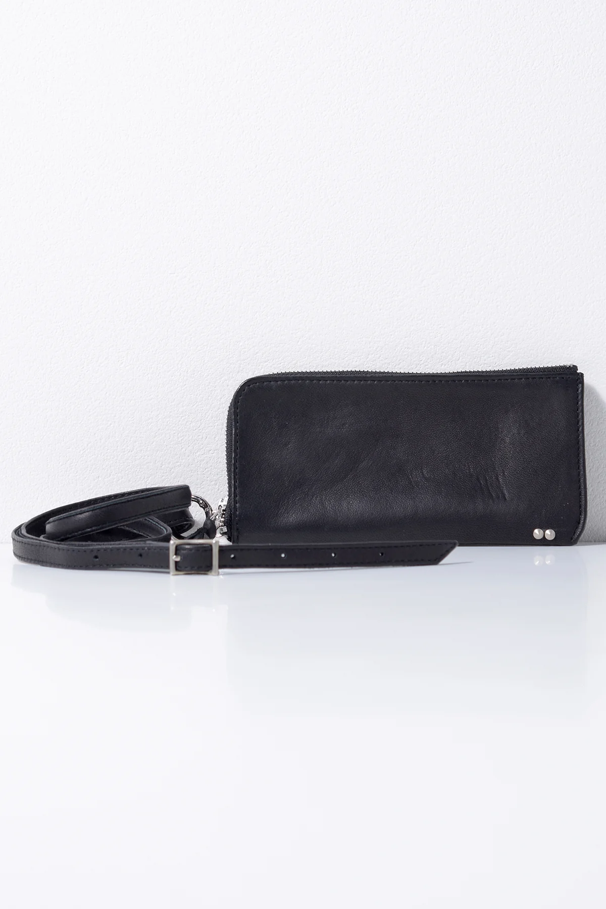 2202-W05A Drop Purse 01 - Image 3