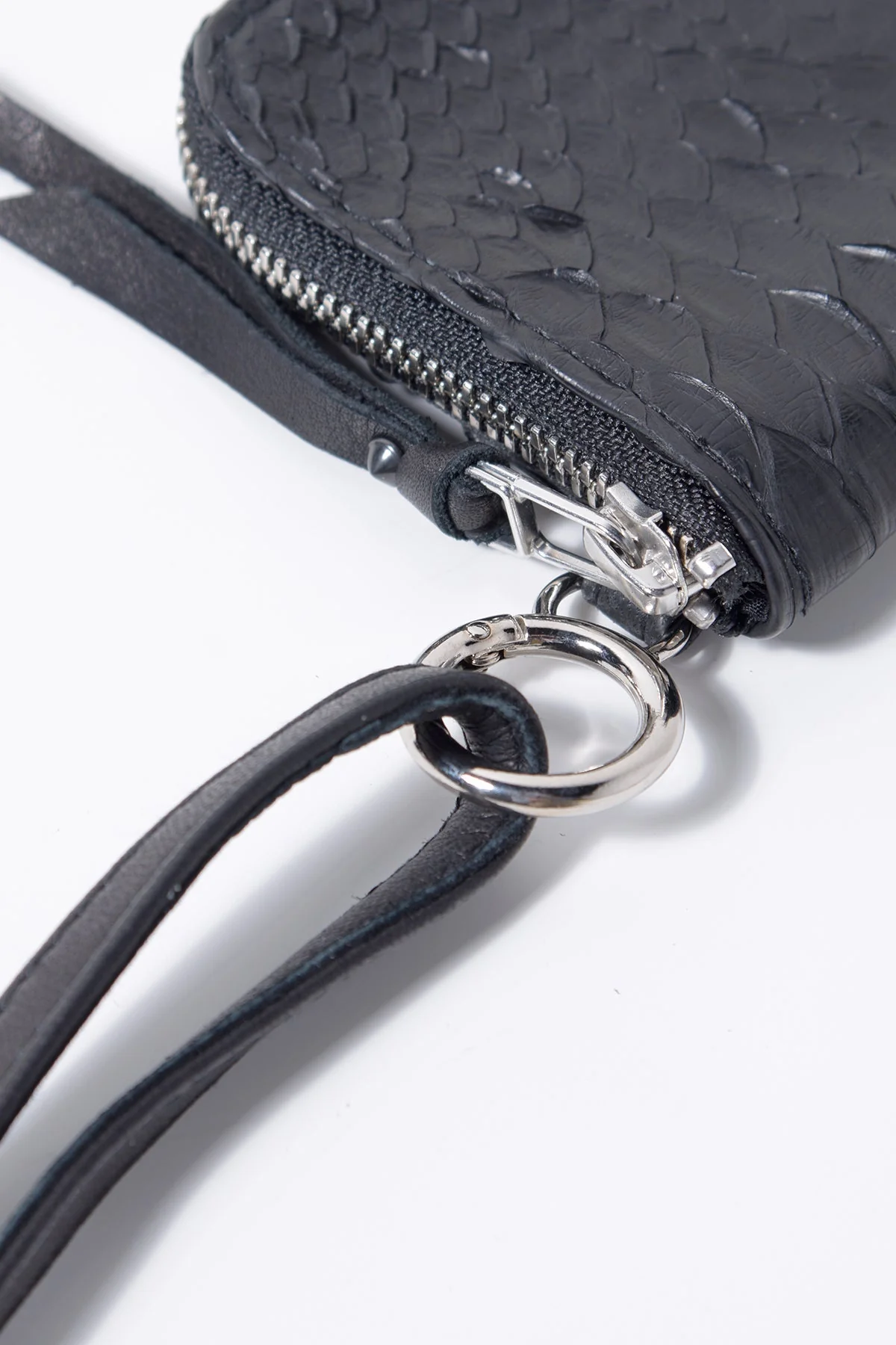 2202-W05B Drop Purse 02 Black - Image 6