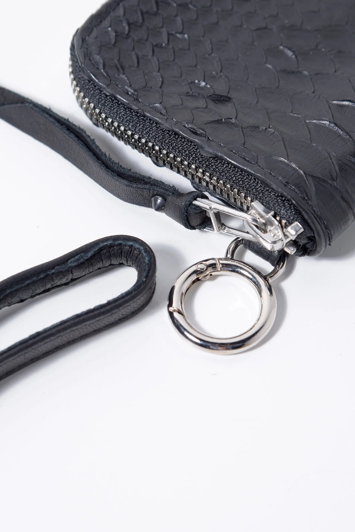 2202-W05B Drop Purse 02 Black - Image 7