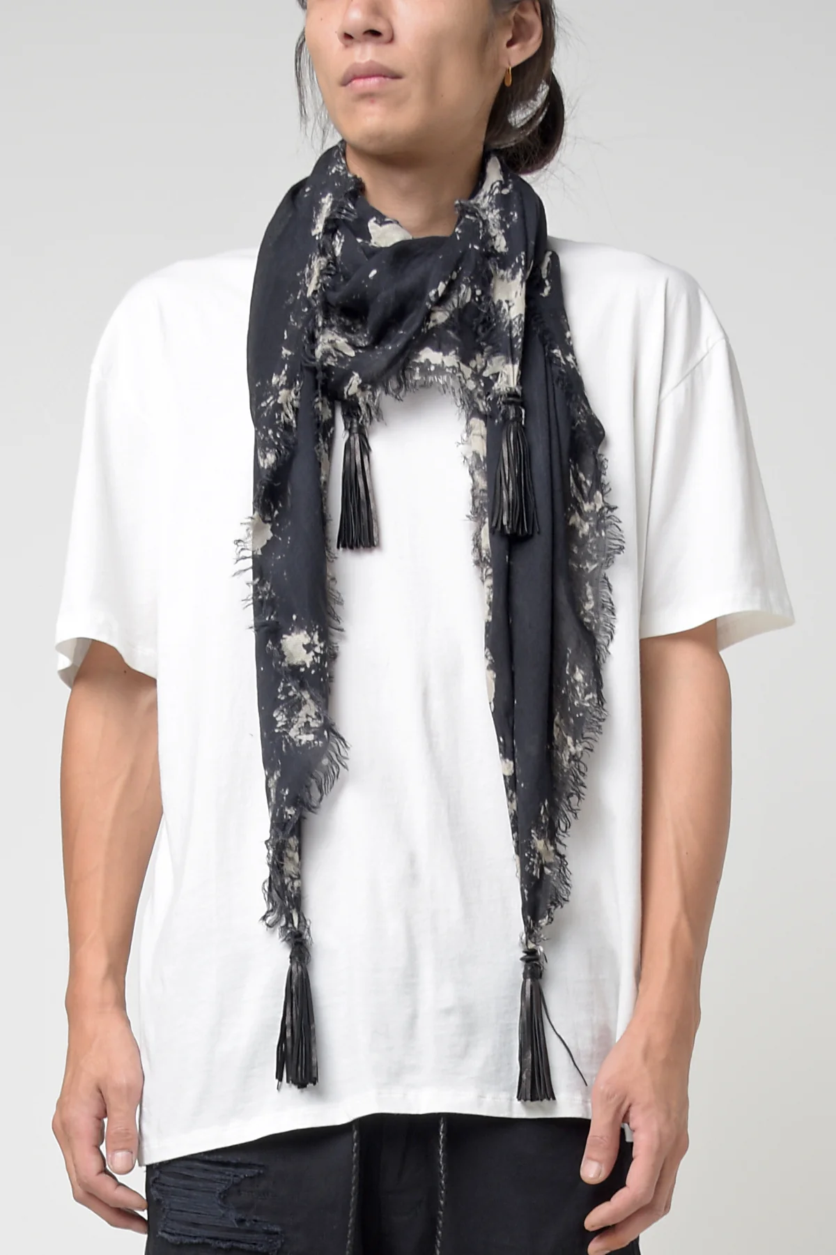 2301-ST01 Cross Square Stole - Image 10