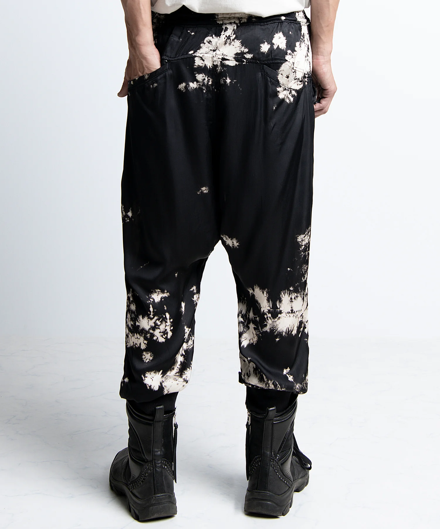 2401-PT08 Tie Dye Viscose Triangle Pants - Image 10