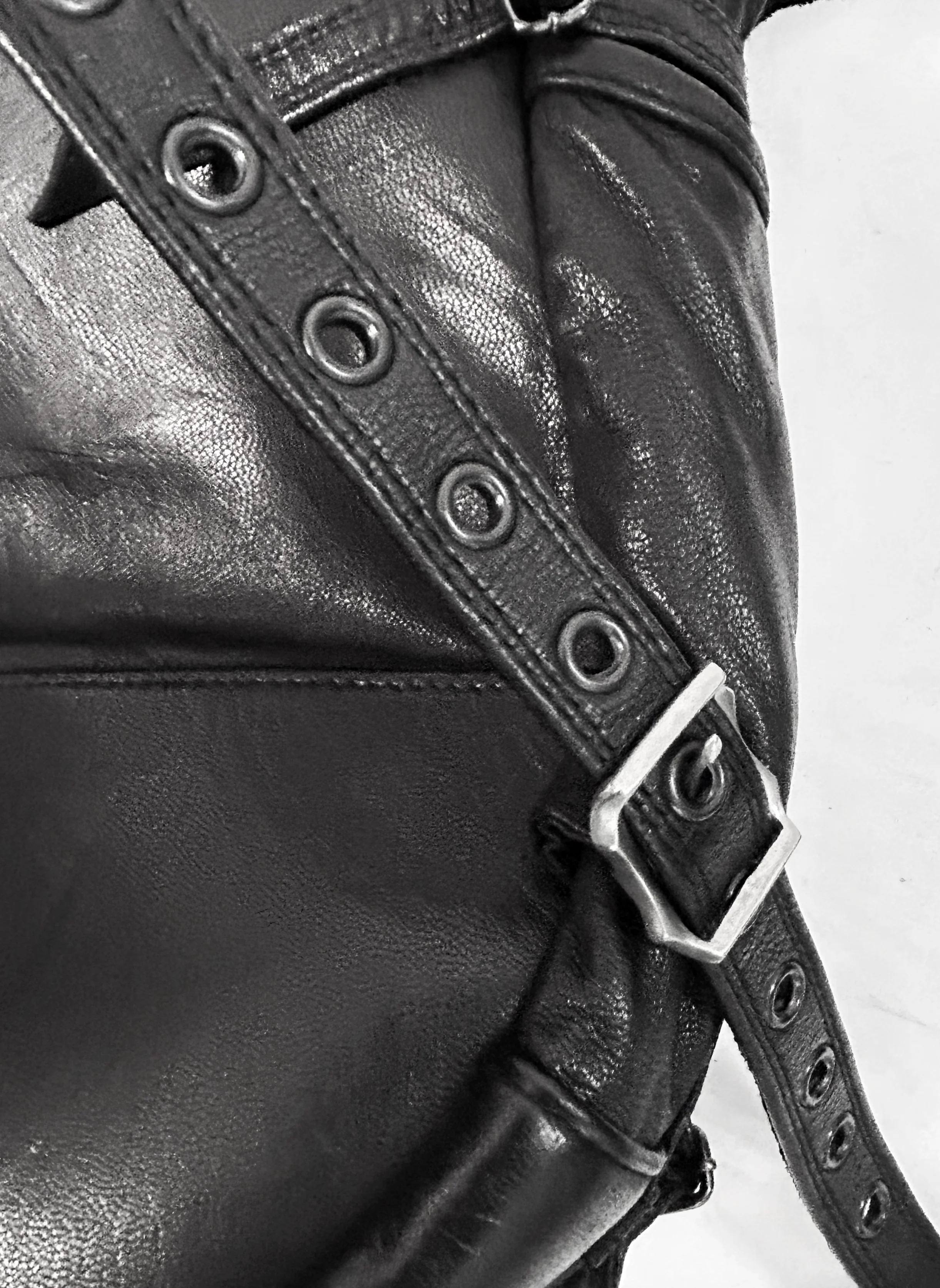 2402-BG04 Black Metal Backpack 02 (All Leather) - Image 7