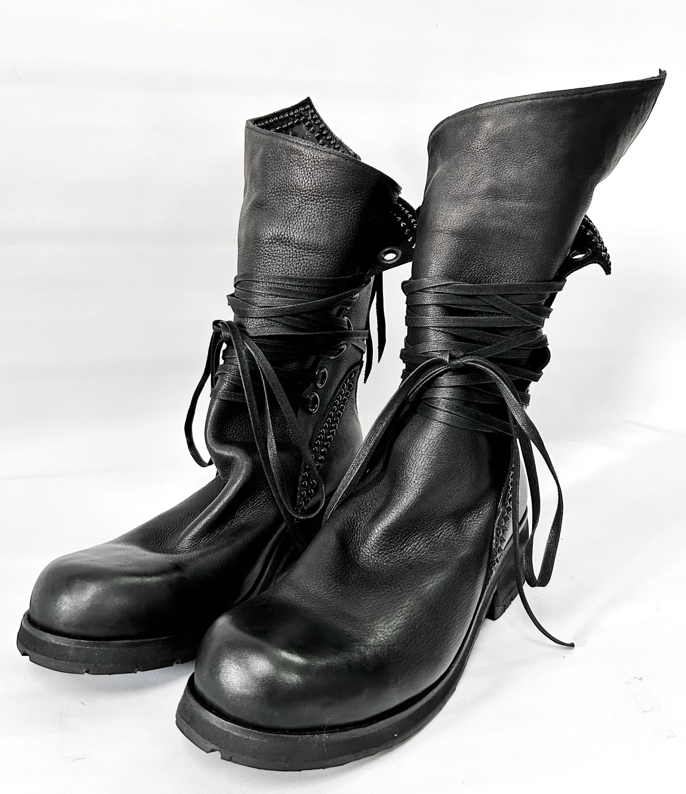 2402-BO03 Crush Chrome Boots 01 - Image 3