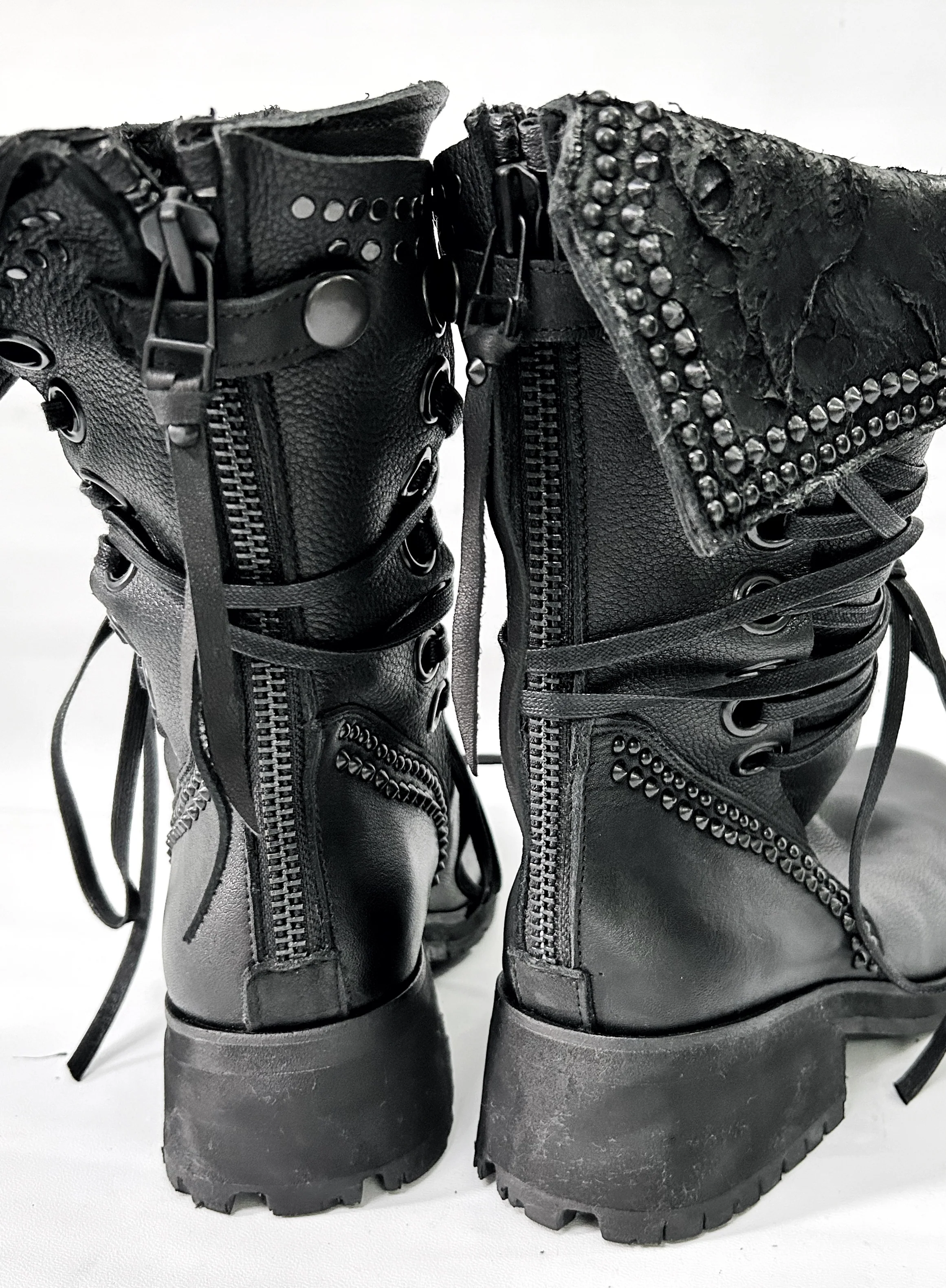 2402-BO03 Crush Chrome Boots 01 - Image 7