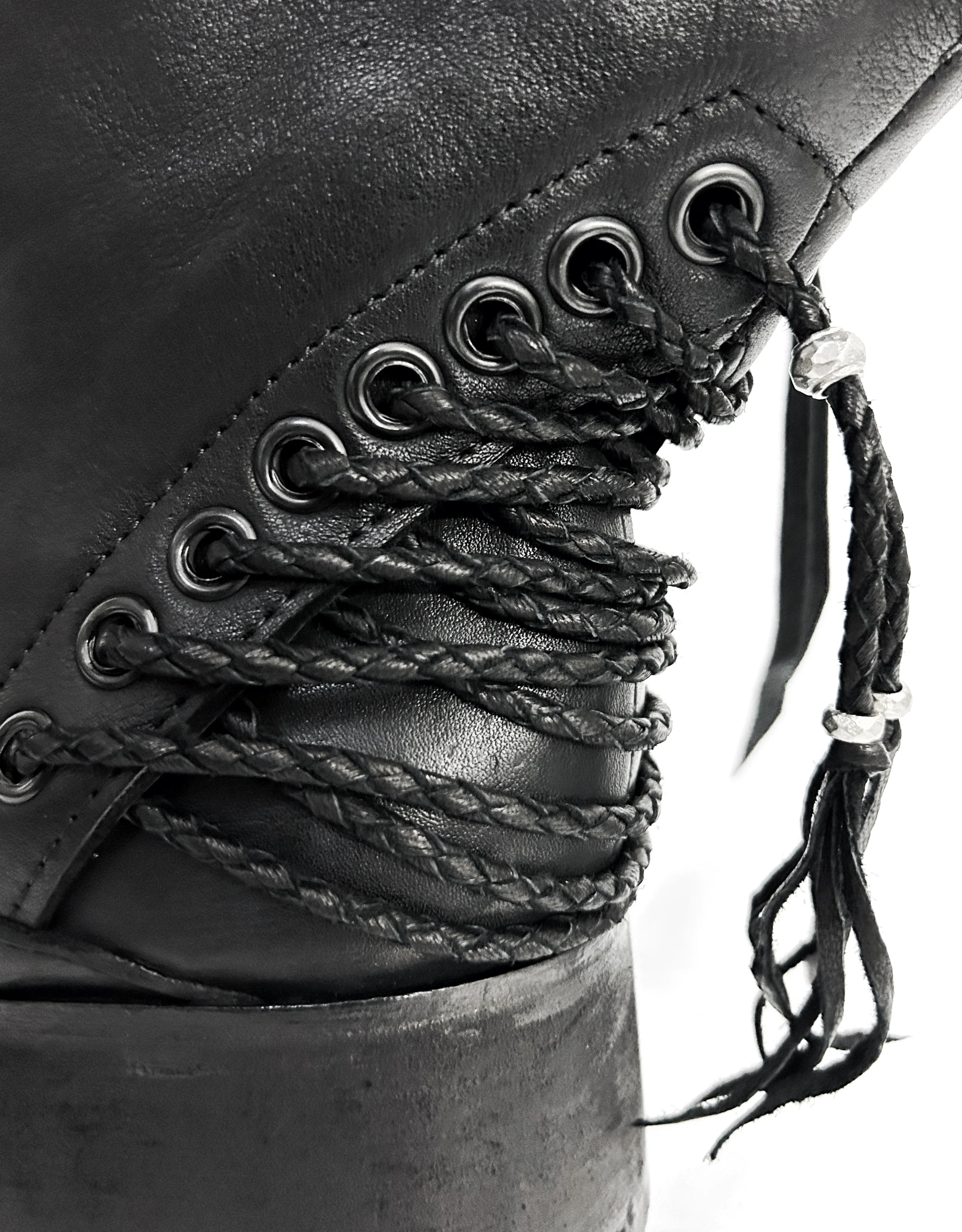 2402-BO05 Crush Braided Boots 02 - Image 5