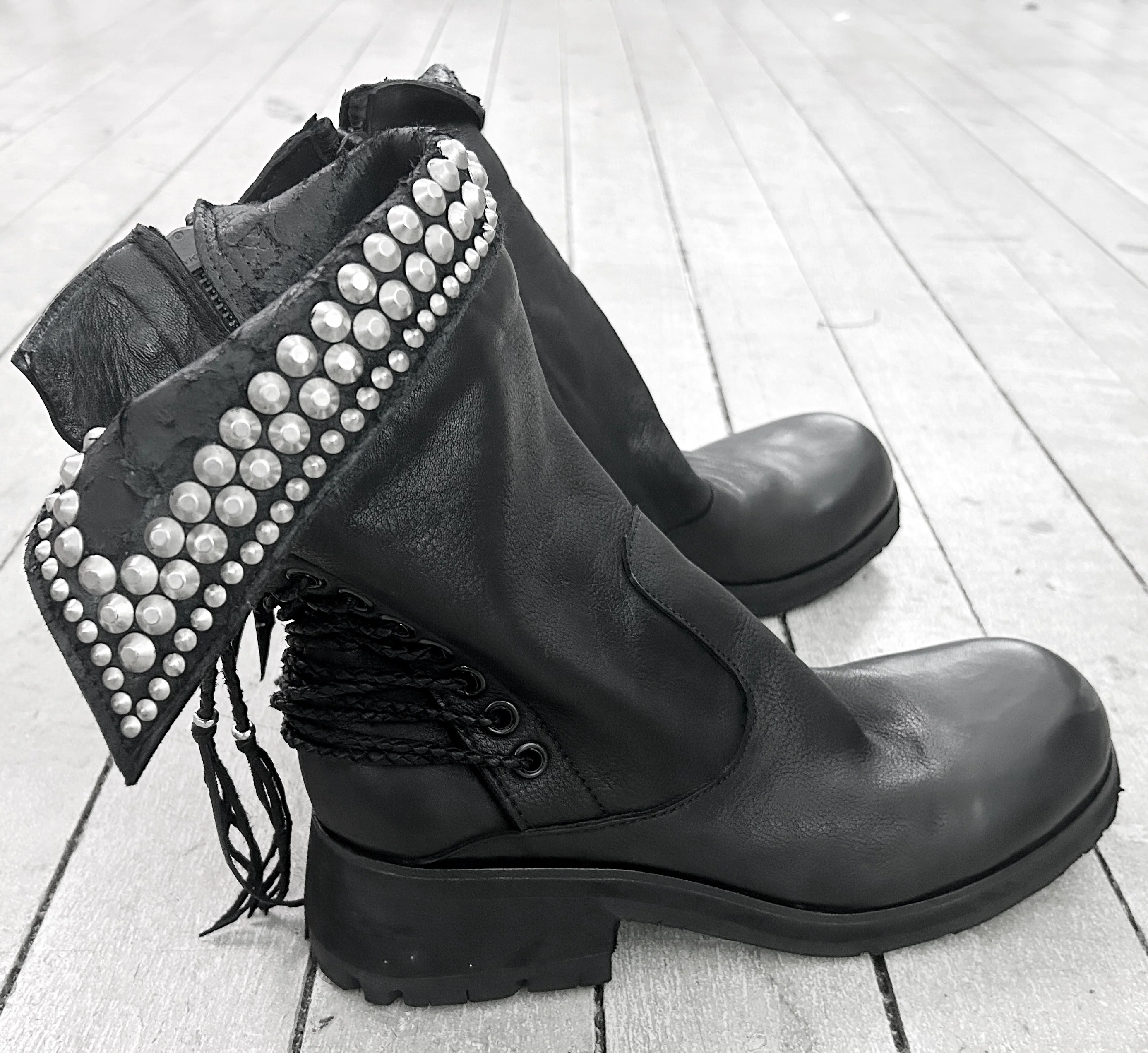 2402-BO06 Crush Braided Boots 03 - Image 3