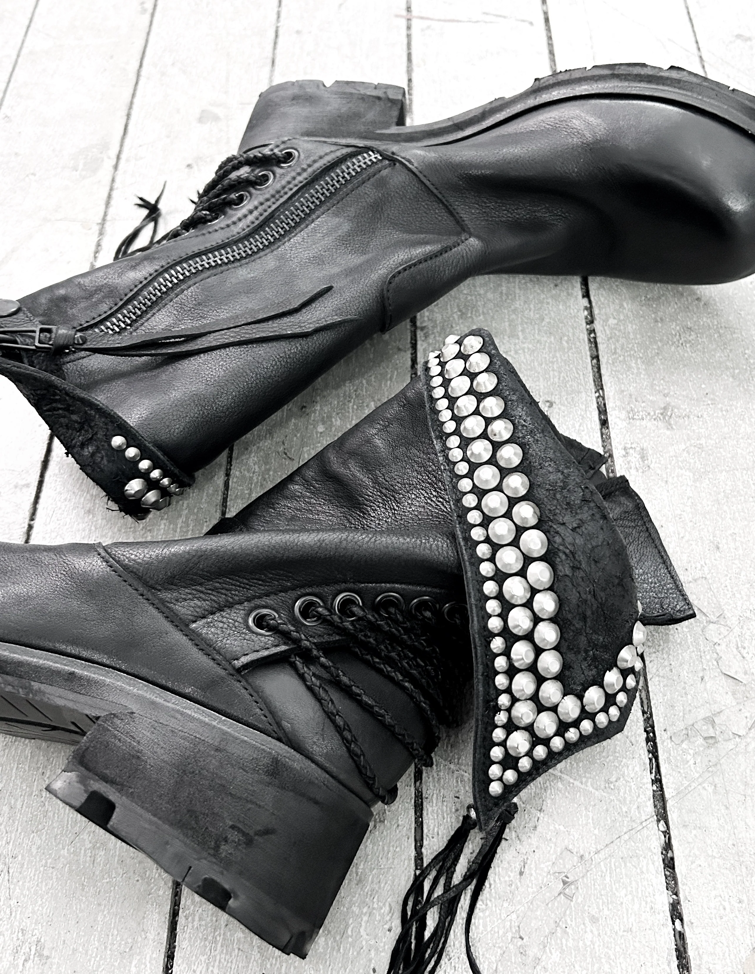 2402-BO06 Crush Braided Boots 03 - Image 6