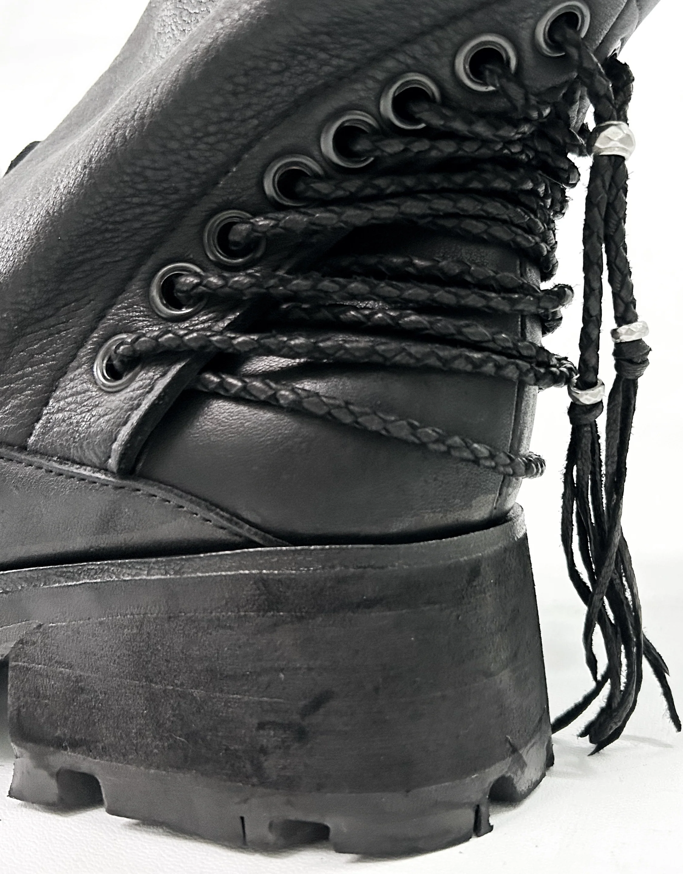 2402-BO06 Crush Braided Boots 03 - Image 7